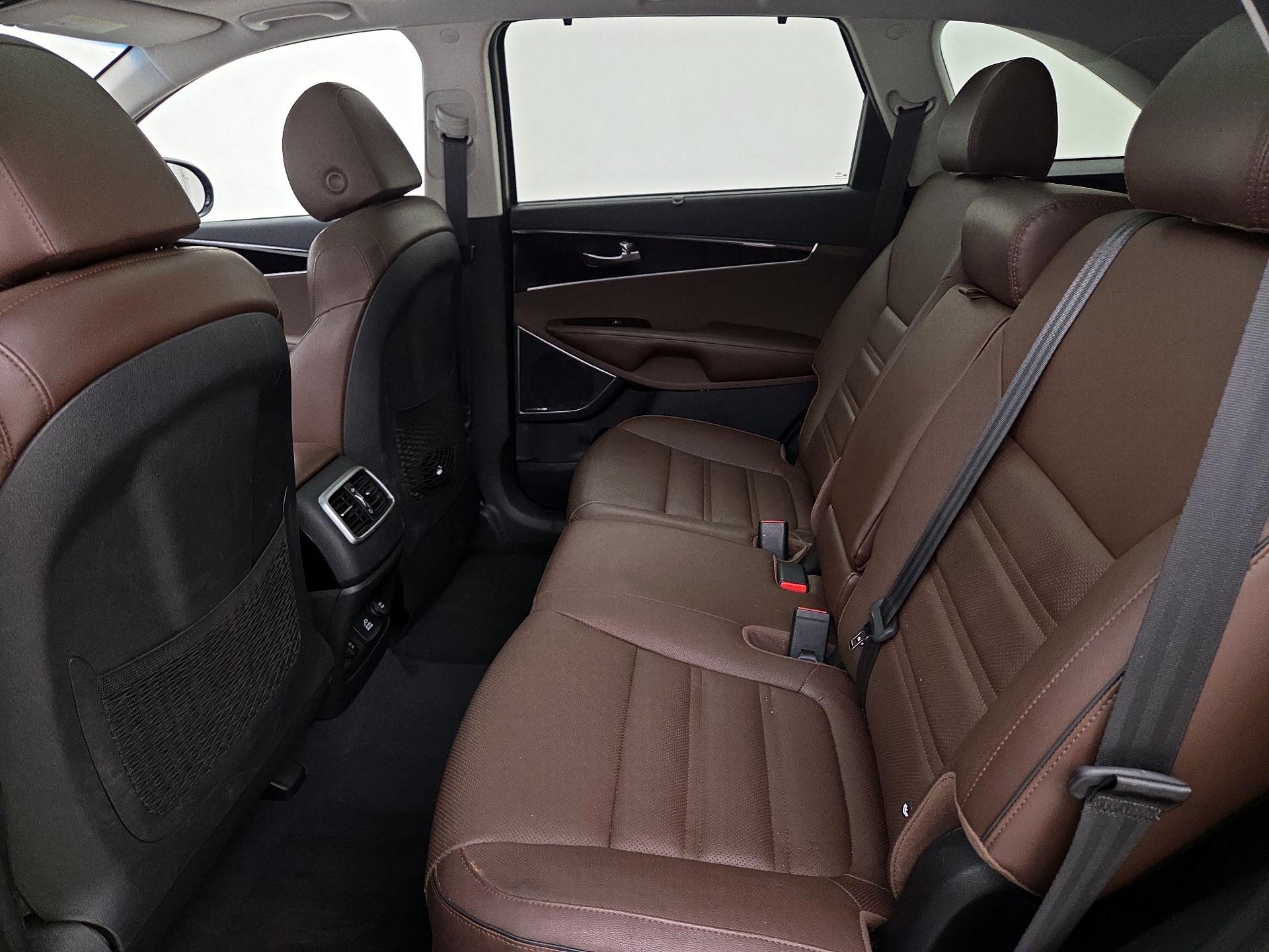 Thumbnail: 2019 Kia Sorento - 20