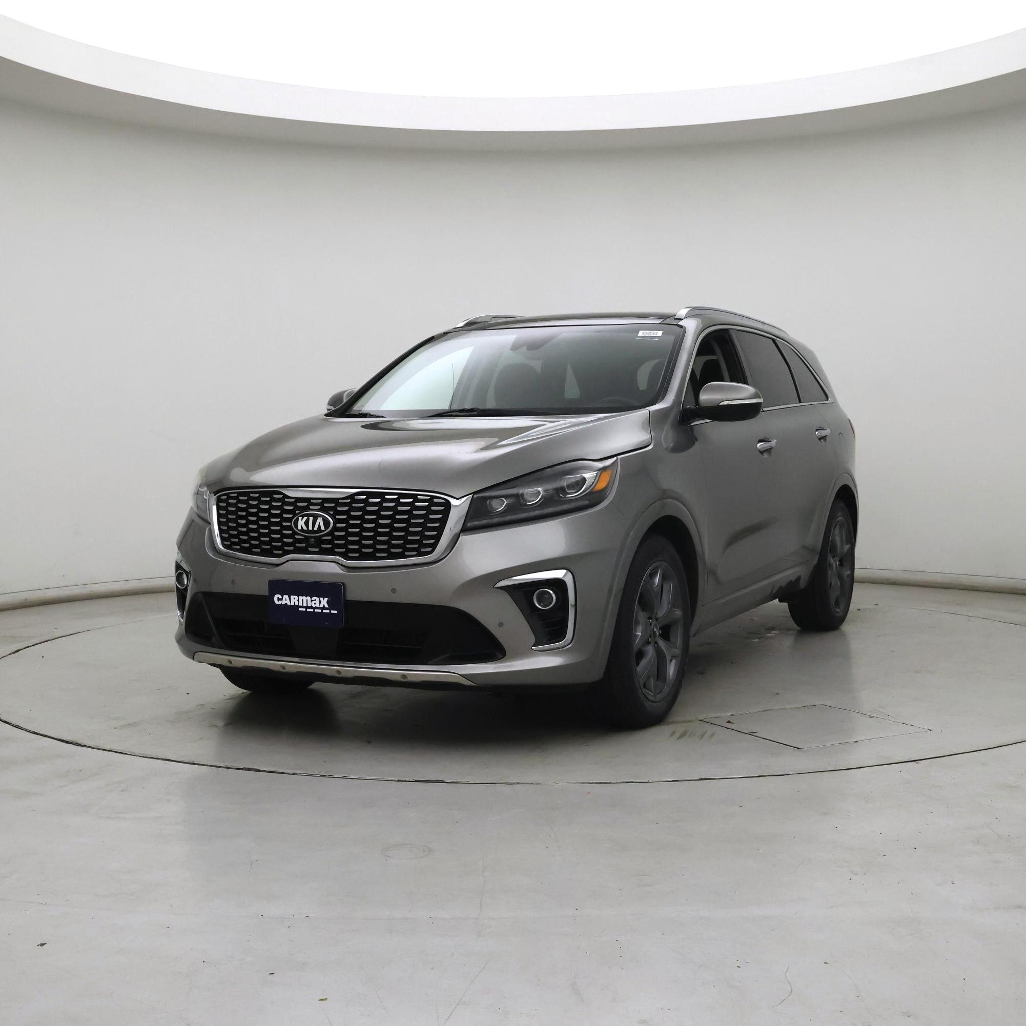 Thumbnail: 2019 Kia Sorento - 4