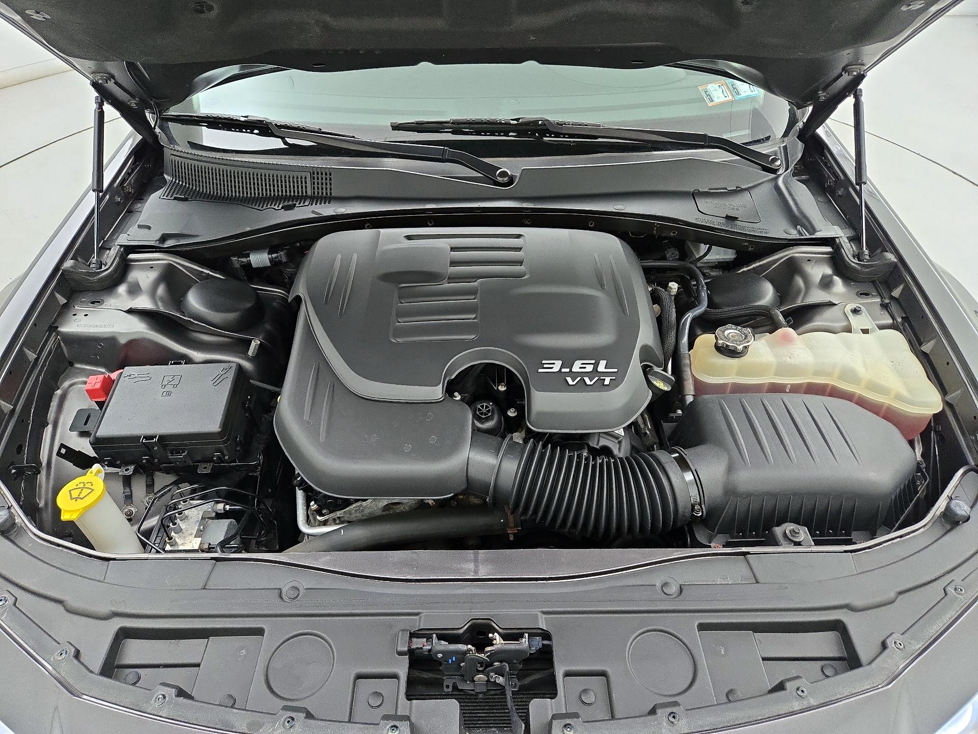 Thumbnail: 2019 Chrysler 300 - 20