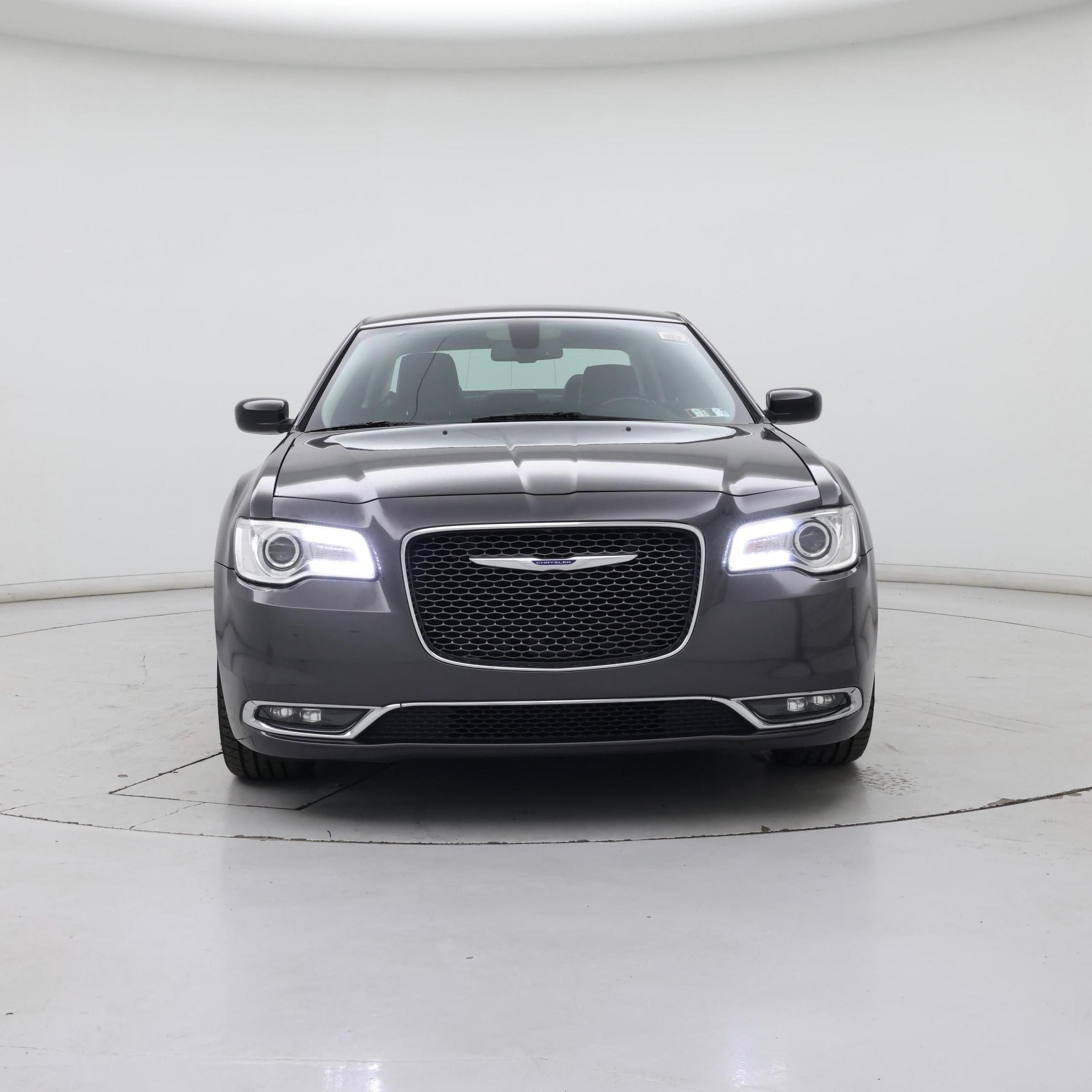 Thumbnail: 2019 Chrysler 300 - 5