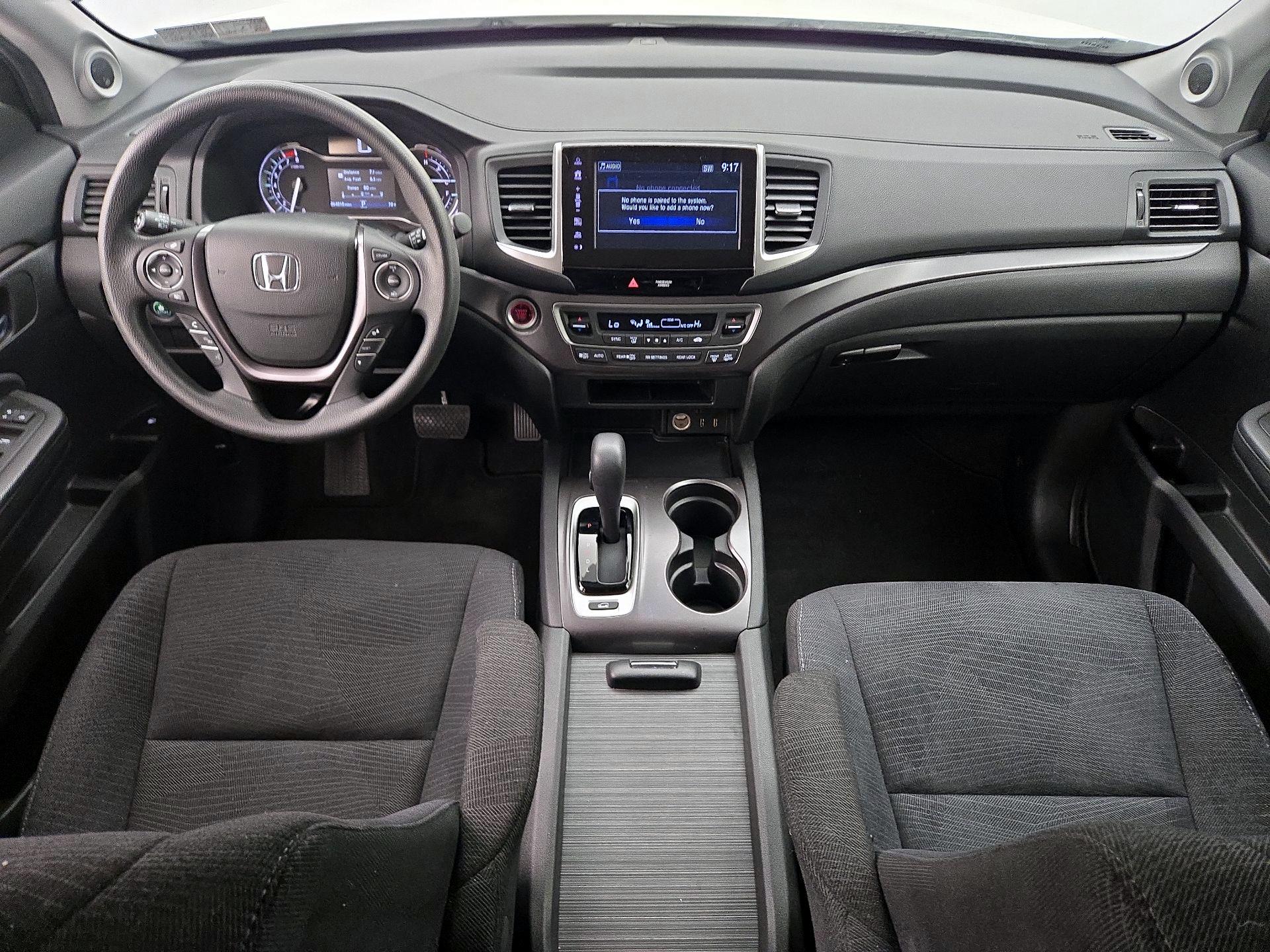 Thumbnail: 2017 Honda Pilot - 9