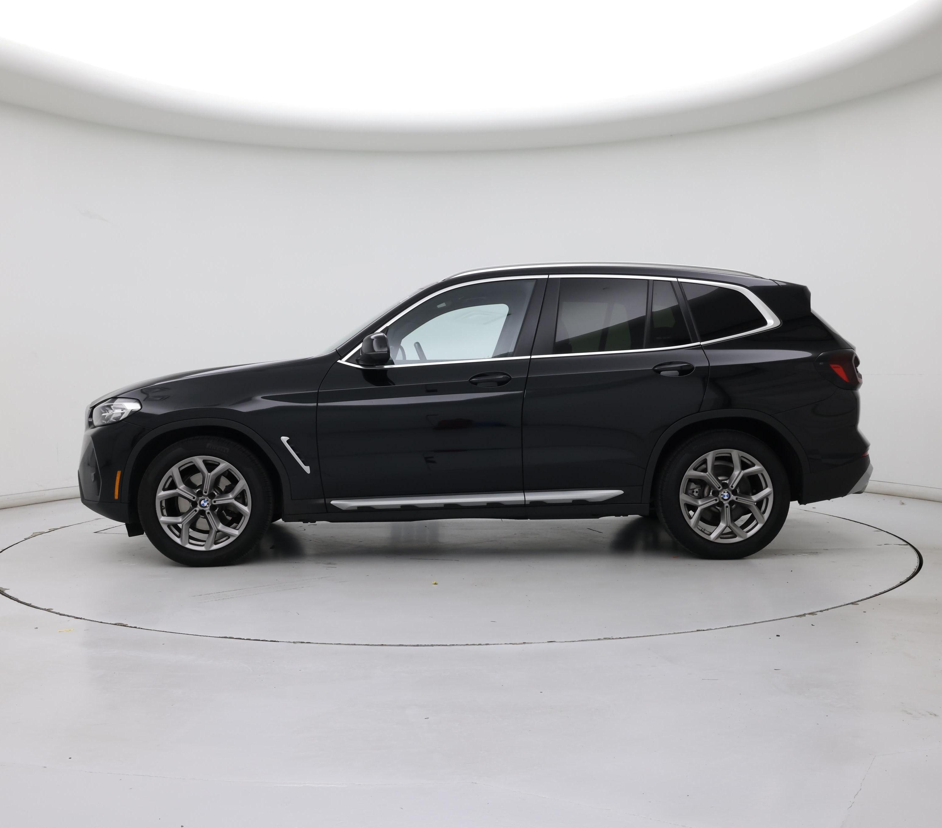 Thumbnail: 2022 BMW X3 - 3