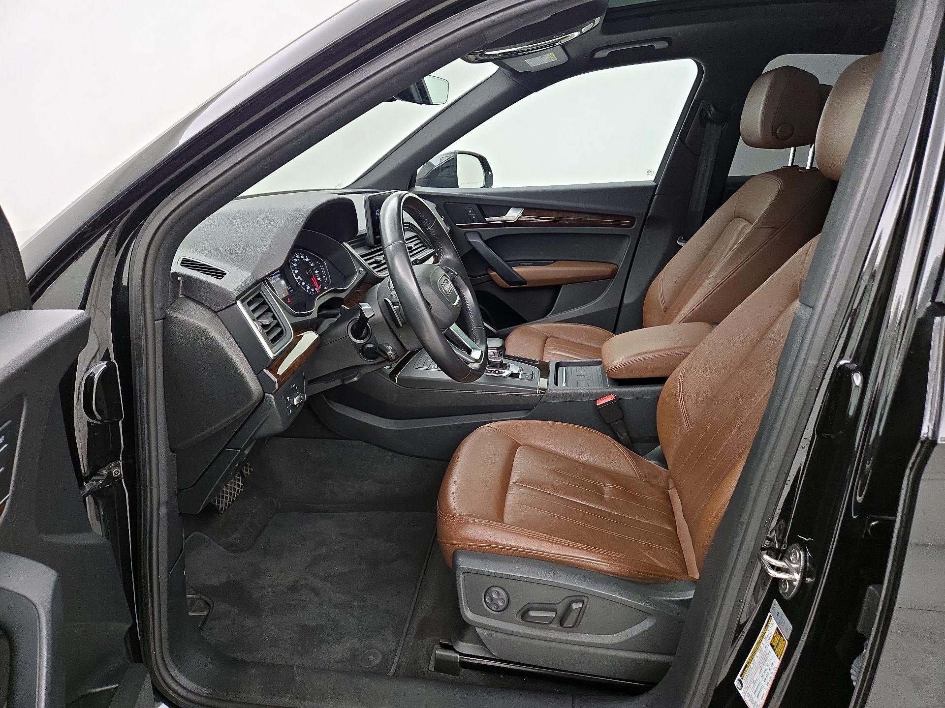 Thumbnail: 2020 Audi Q5 - 11