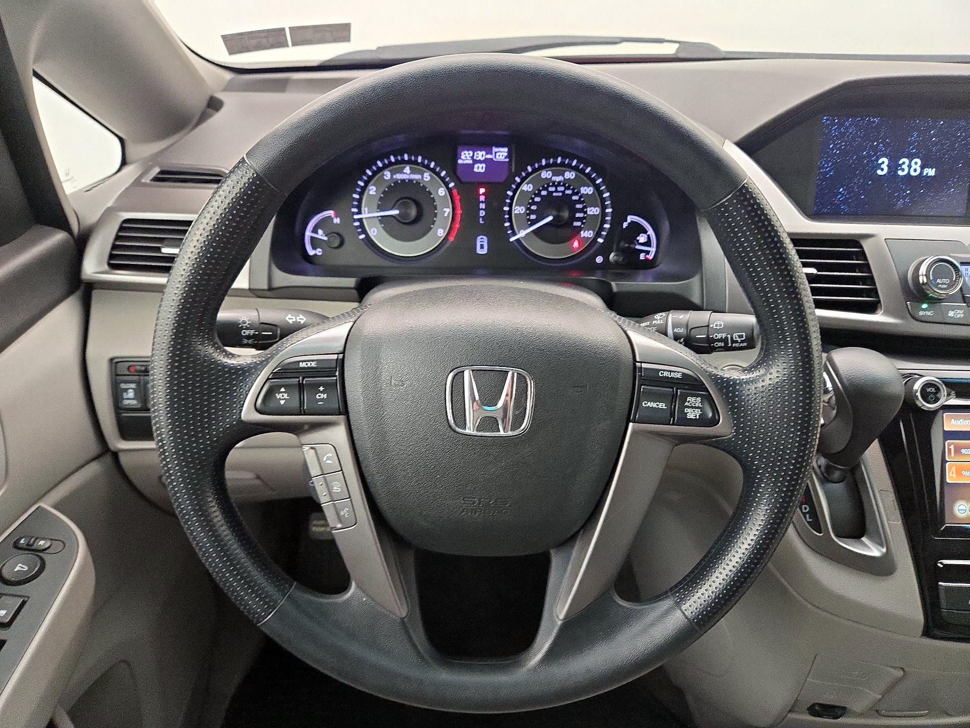 Thumbnail: 2016 Honda Odyssey - 10