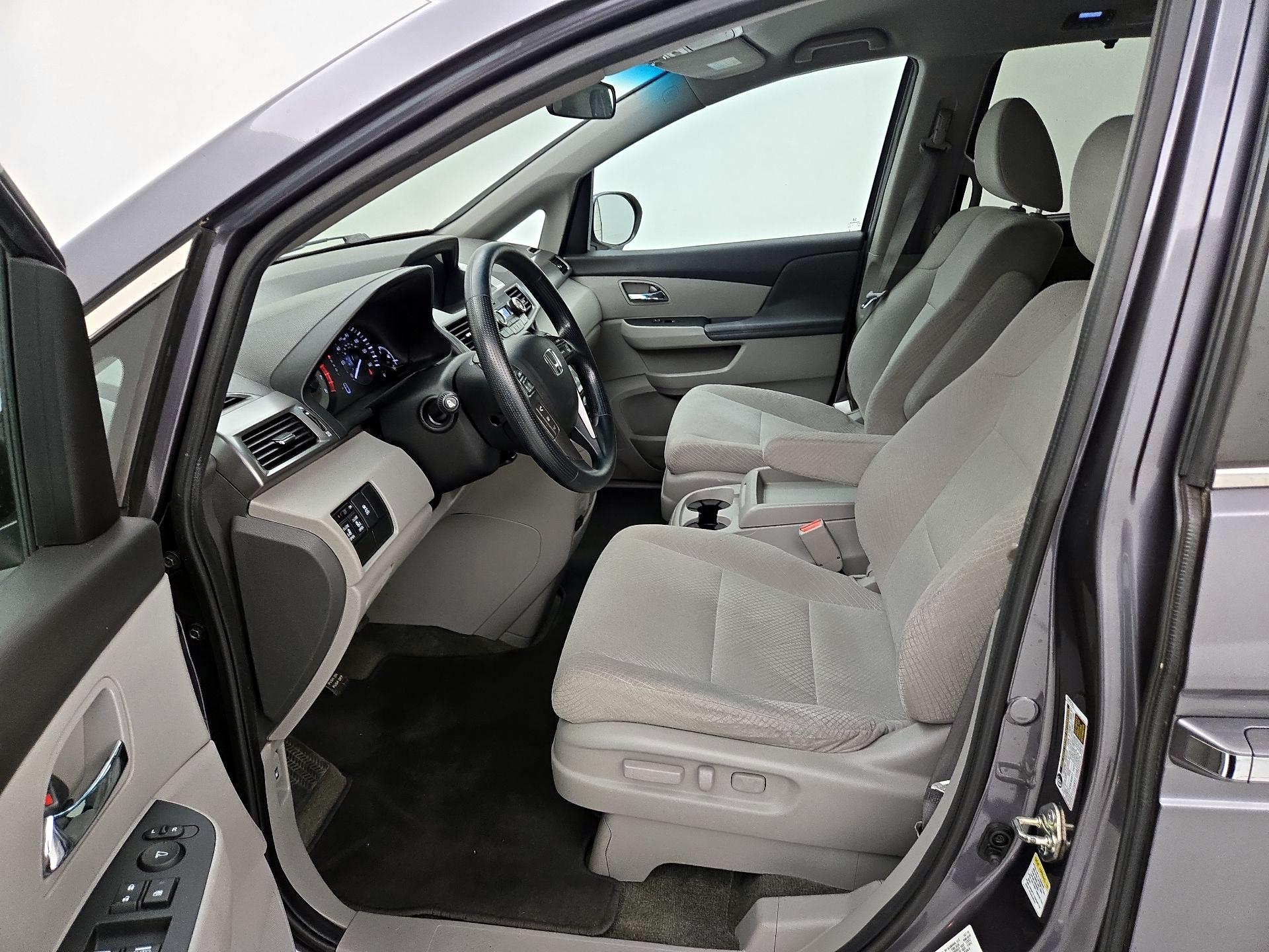 Thumbnail: 2016 Honda Odyssey - 11