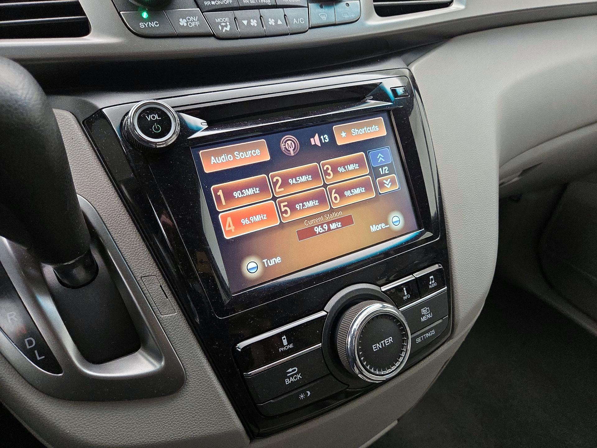 Thumbnail: 2016 Honda Odyssey - 15