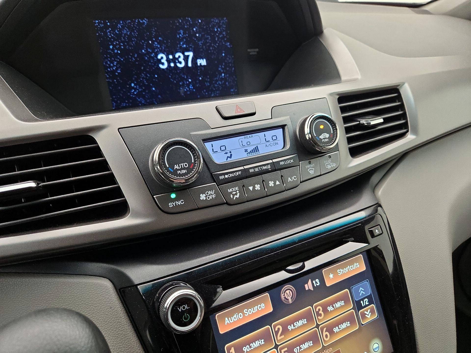 Thumbnail: 2016 Honda Odyssey - 16