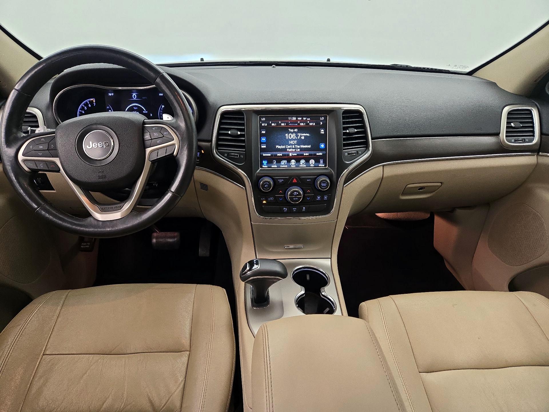 Thumbnail: 2015 Jeep Grand Cherokee - 9