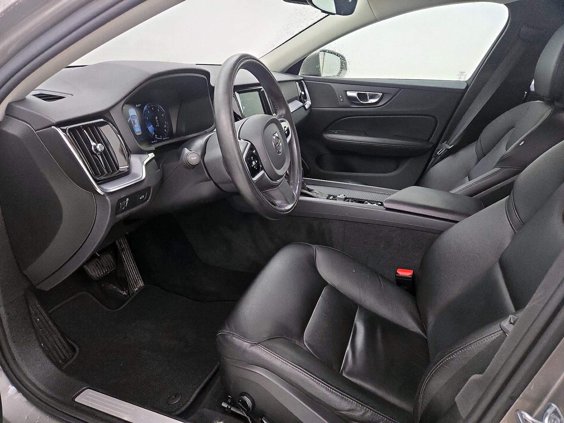 Thumbnail: 2020 Volvo S60 - 11