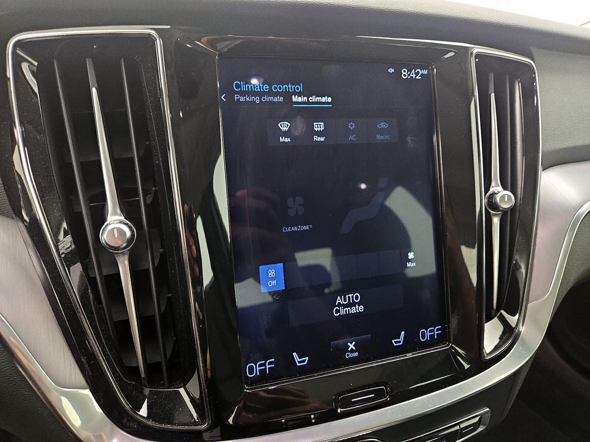 Thumbnail: 2020 Volvo S60 - 16
