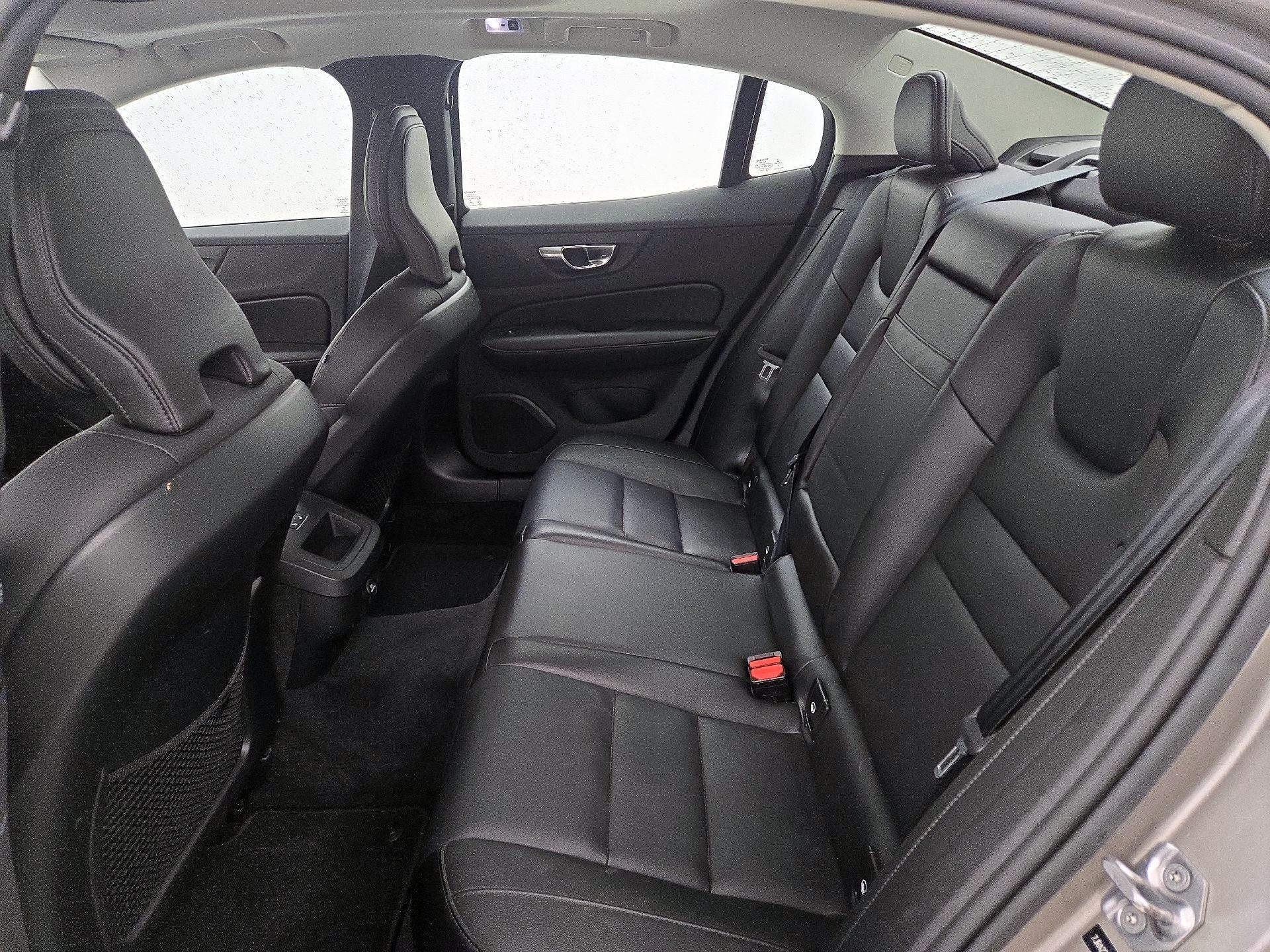 Thumbnail: 2020 Volvo S60 - 18
