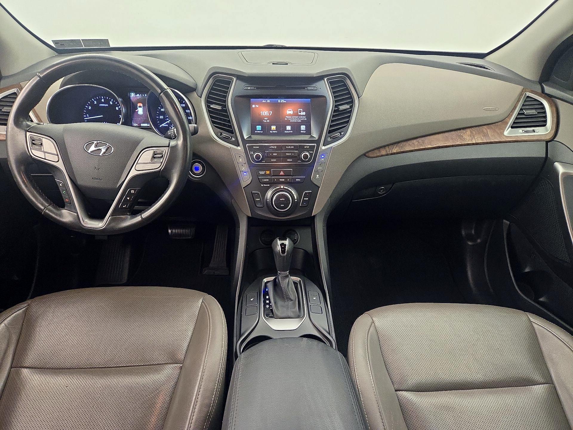 Thumbnail: 2017 Hyundai Santa Fe - 9