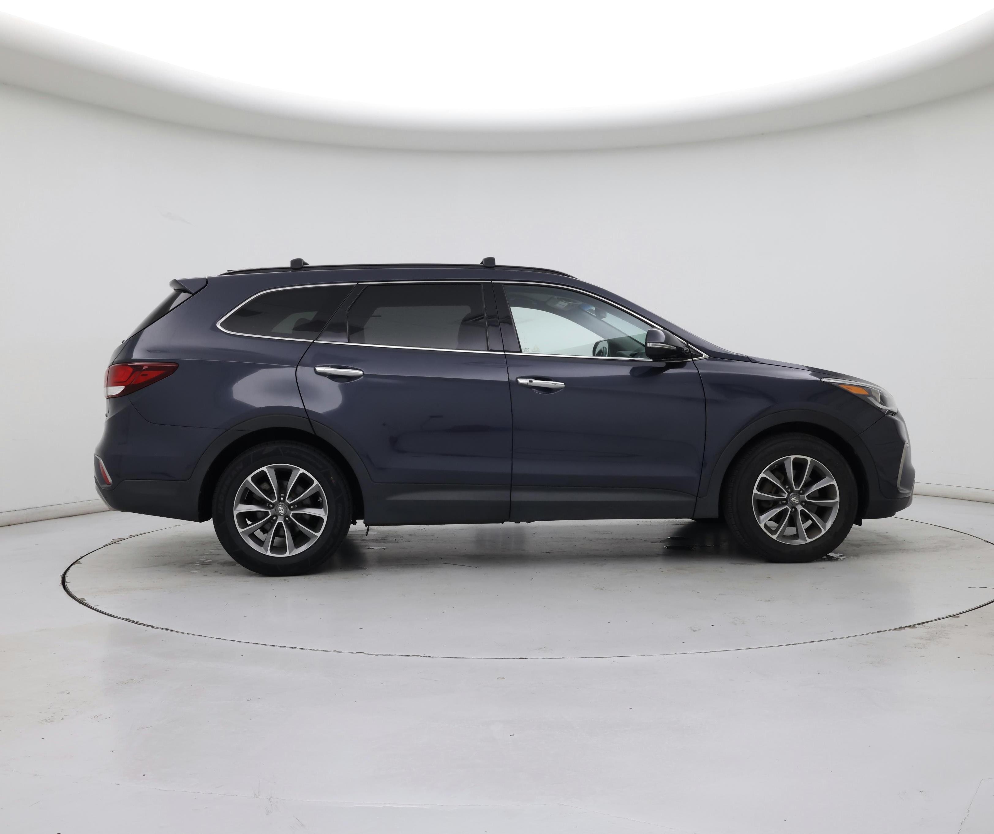 Thumbnail: 2017 Hyundai Santa Fe - 7