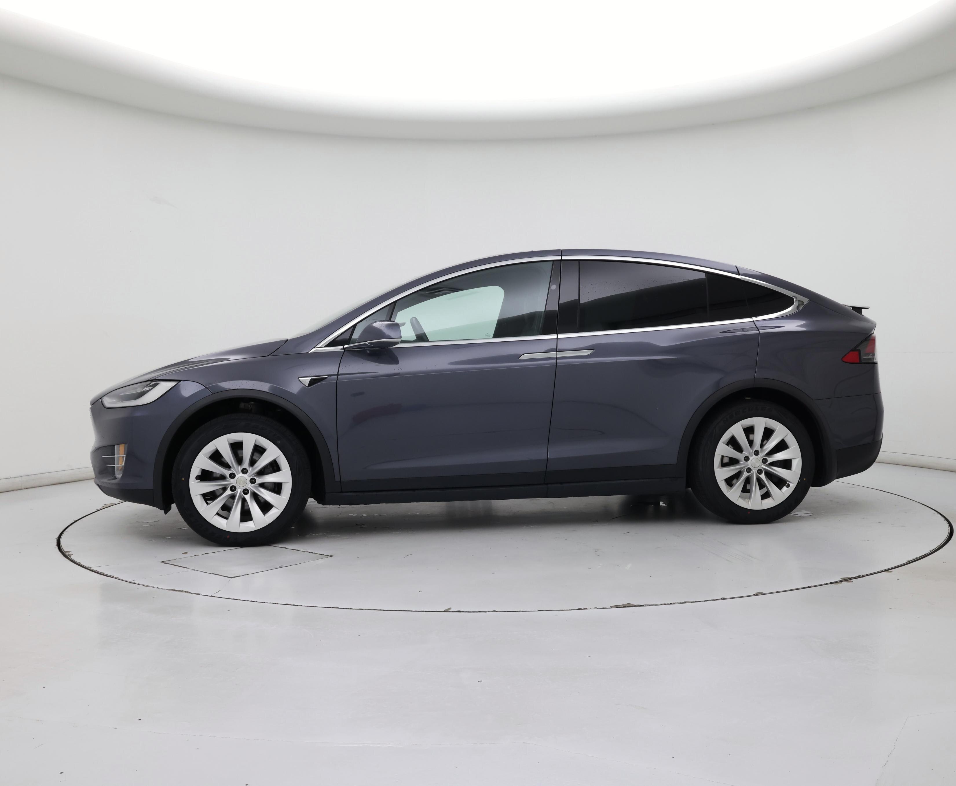 Thumbnail: 2021 Tesla Model X - 3