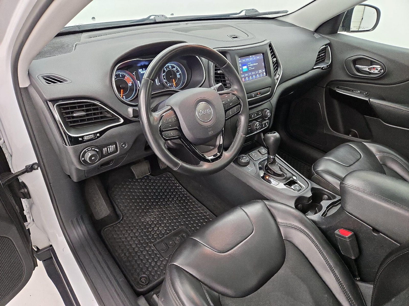 2019 Jeep Cherokee Altitude - Photo 12
