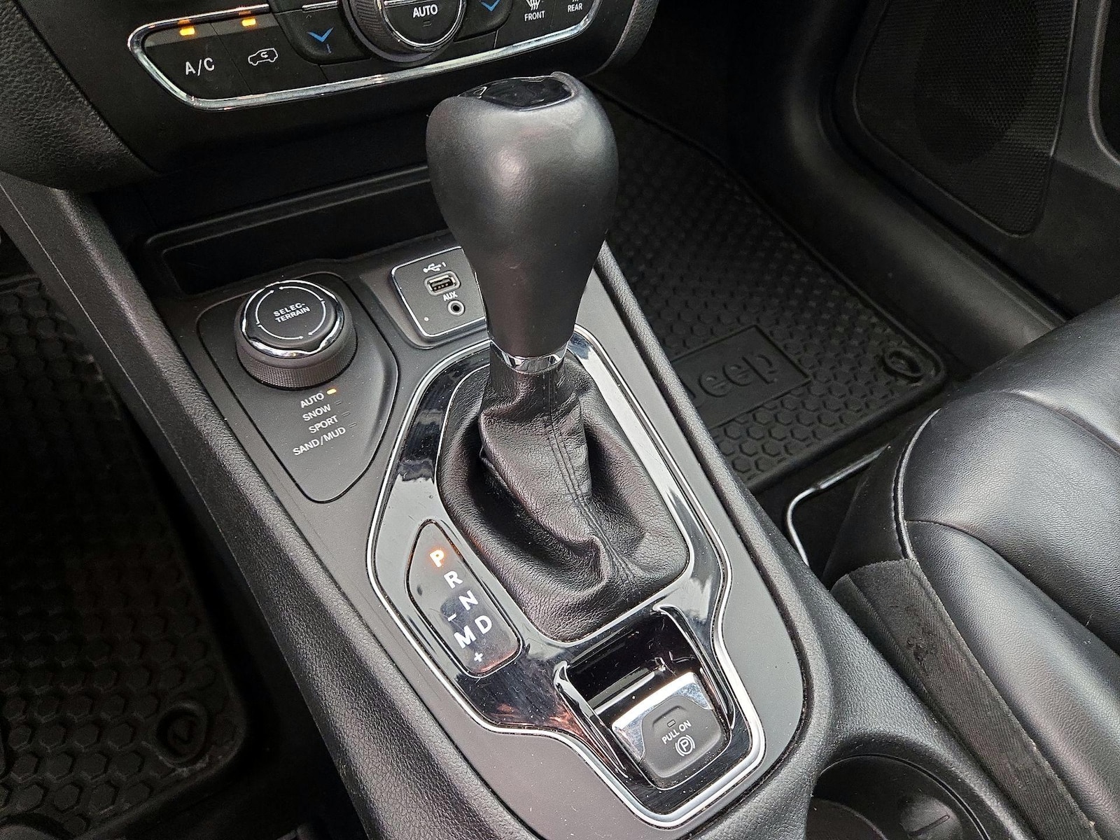 2019 Jeep Cherokee Altitude - Photo 18