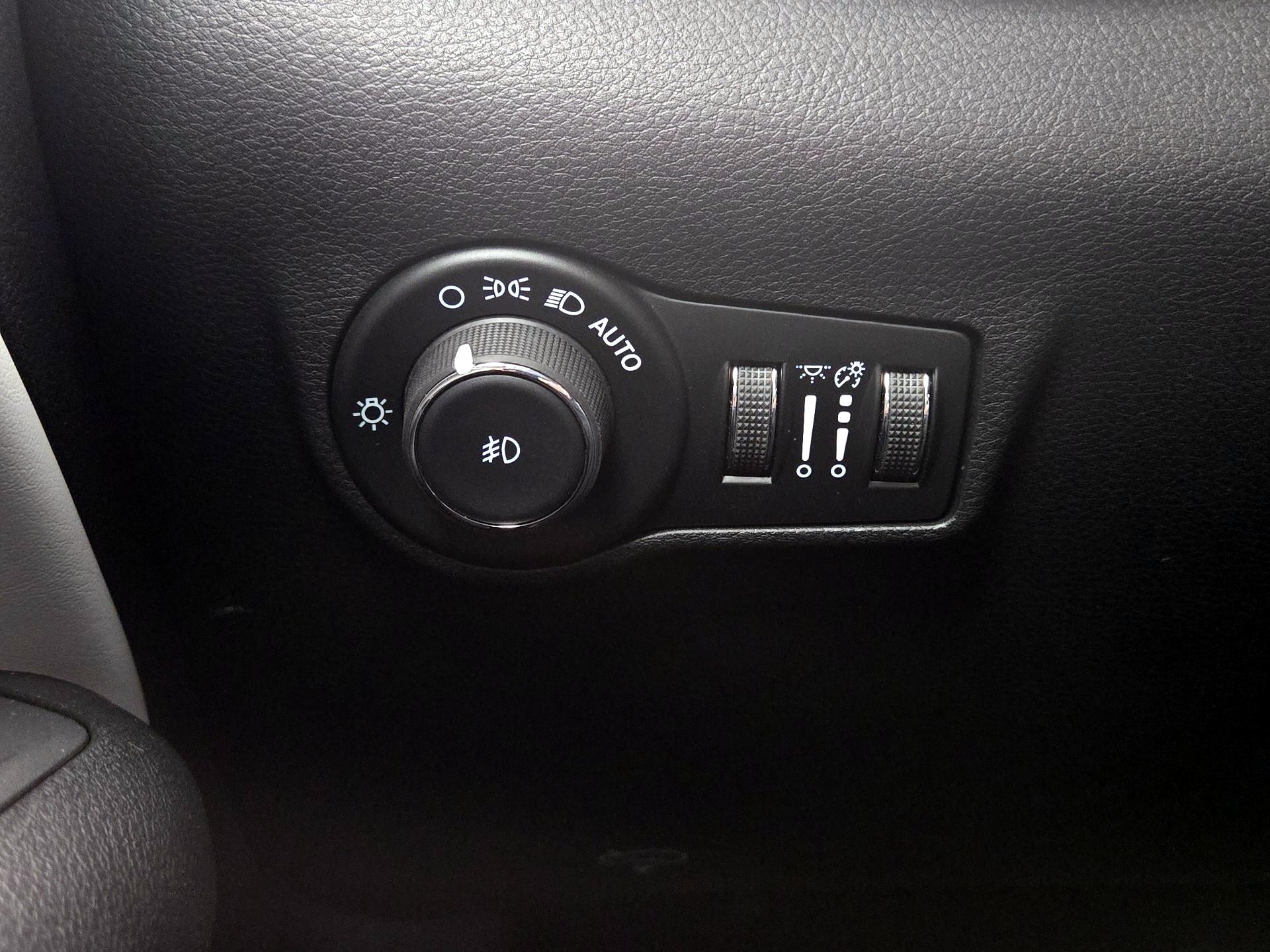 Thumbnail: 2024 Jeep Compass - 13