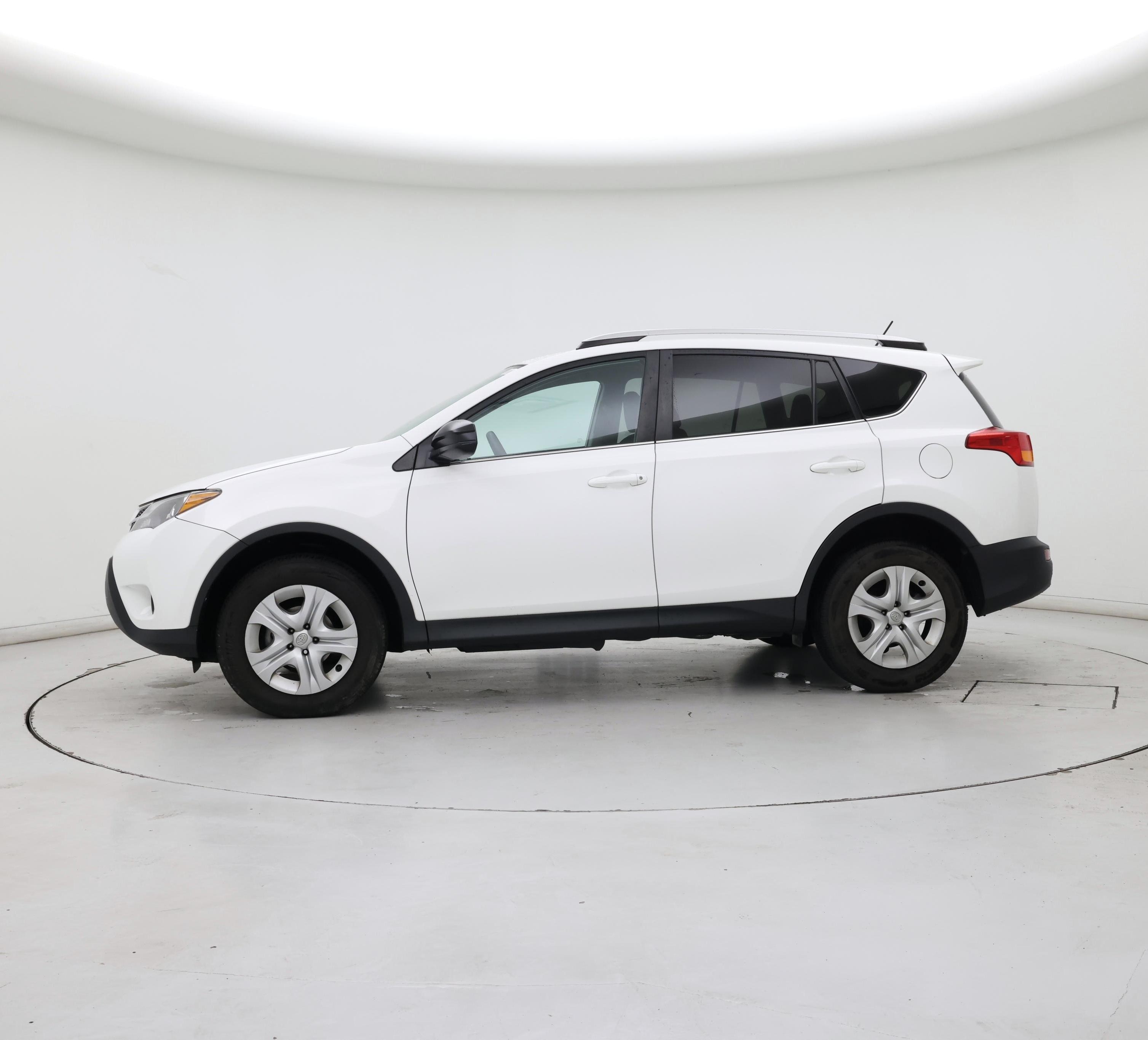 Thumbnail: 2014 Toyota RAV4 - 3