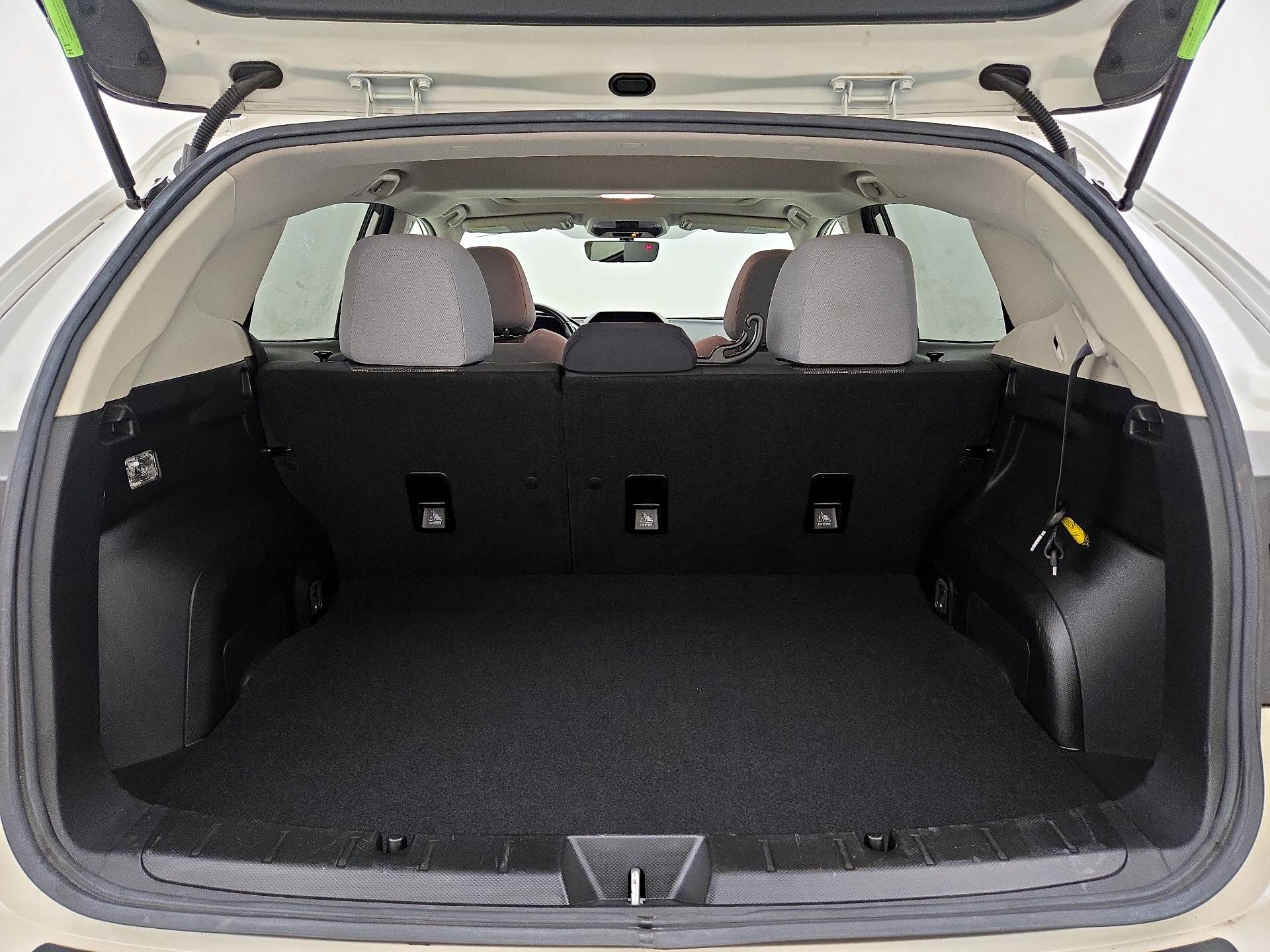 Thumbnail: 2019 Subaru Crosstrek - 19