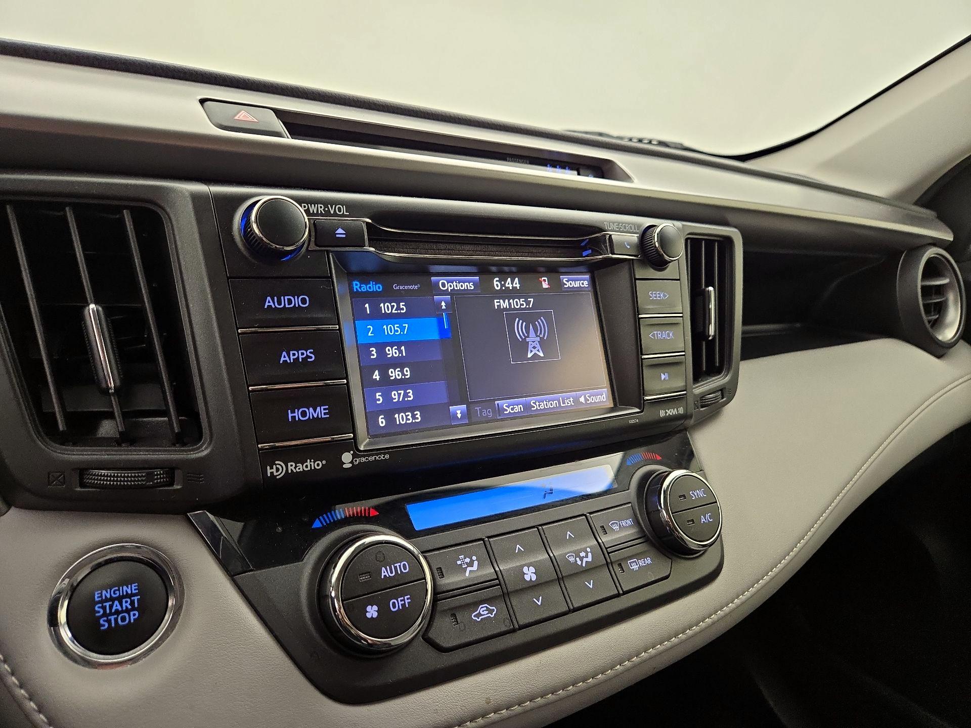 Thumbnail: 2018 Toyota RAV4 - 15