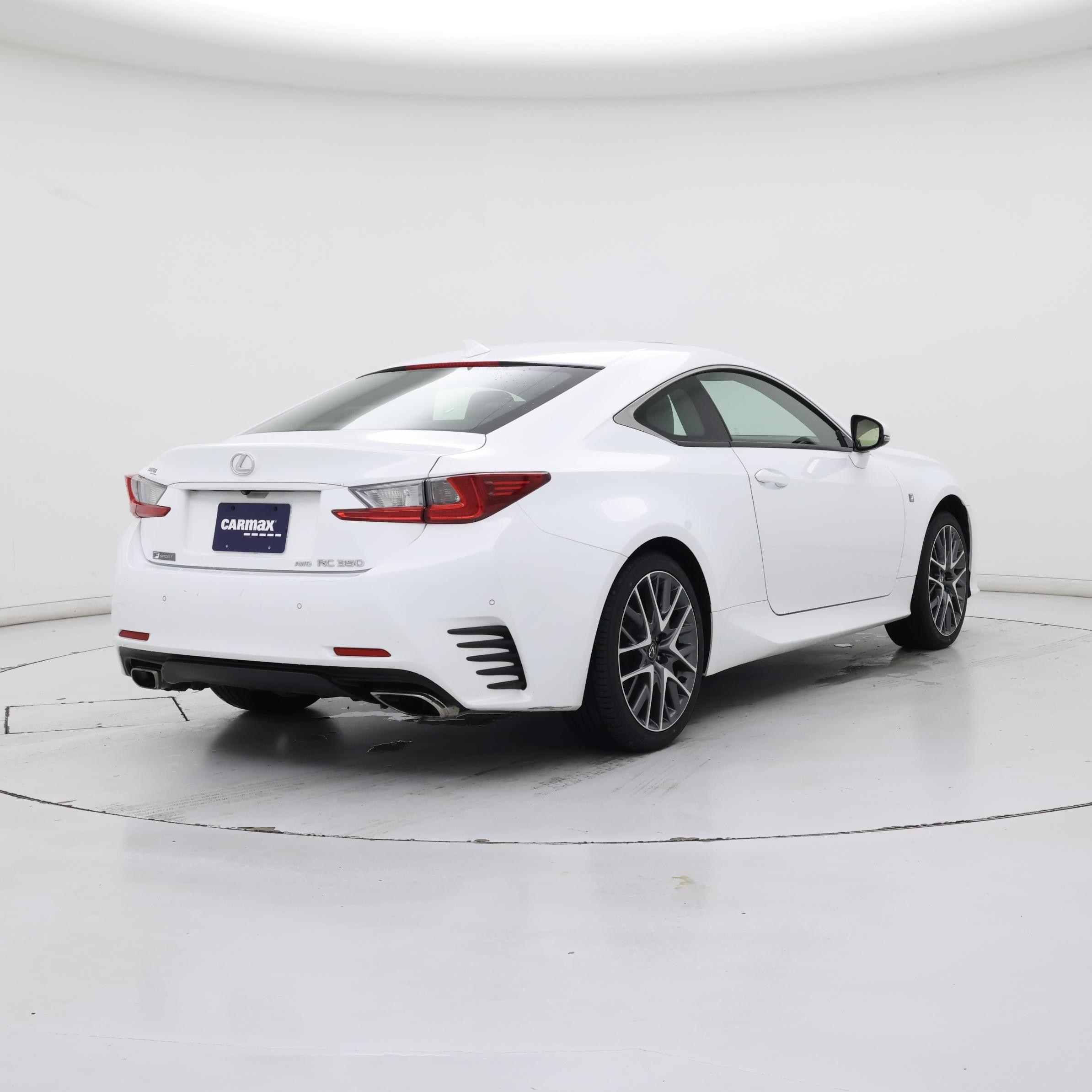 Thumbnail: 2017 Lexus RC - 8