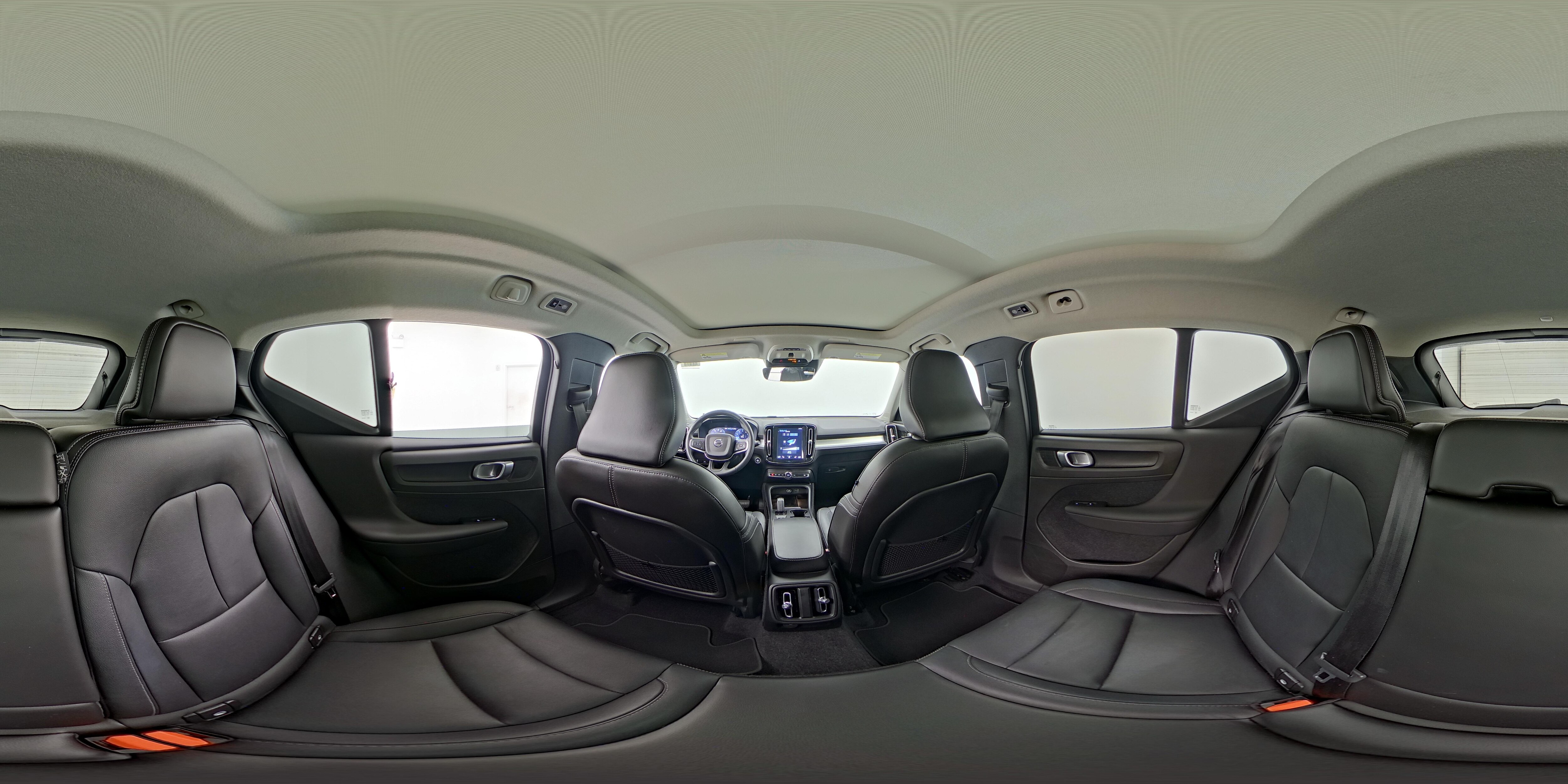 2019 Volvo XC40 Momentum - Photo 26