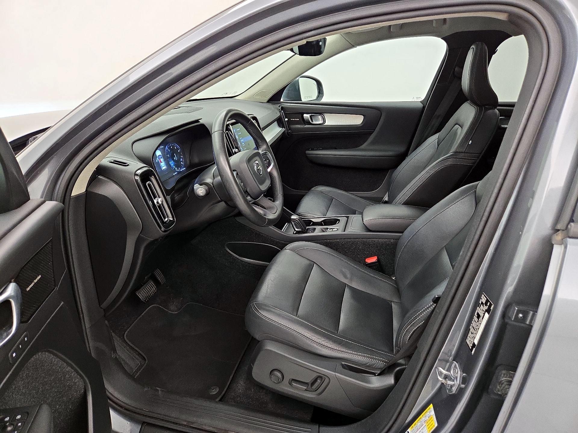 Thumbnail: 2019 Volvo XC40 - 11