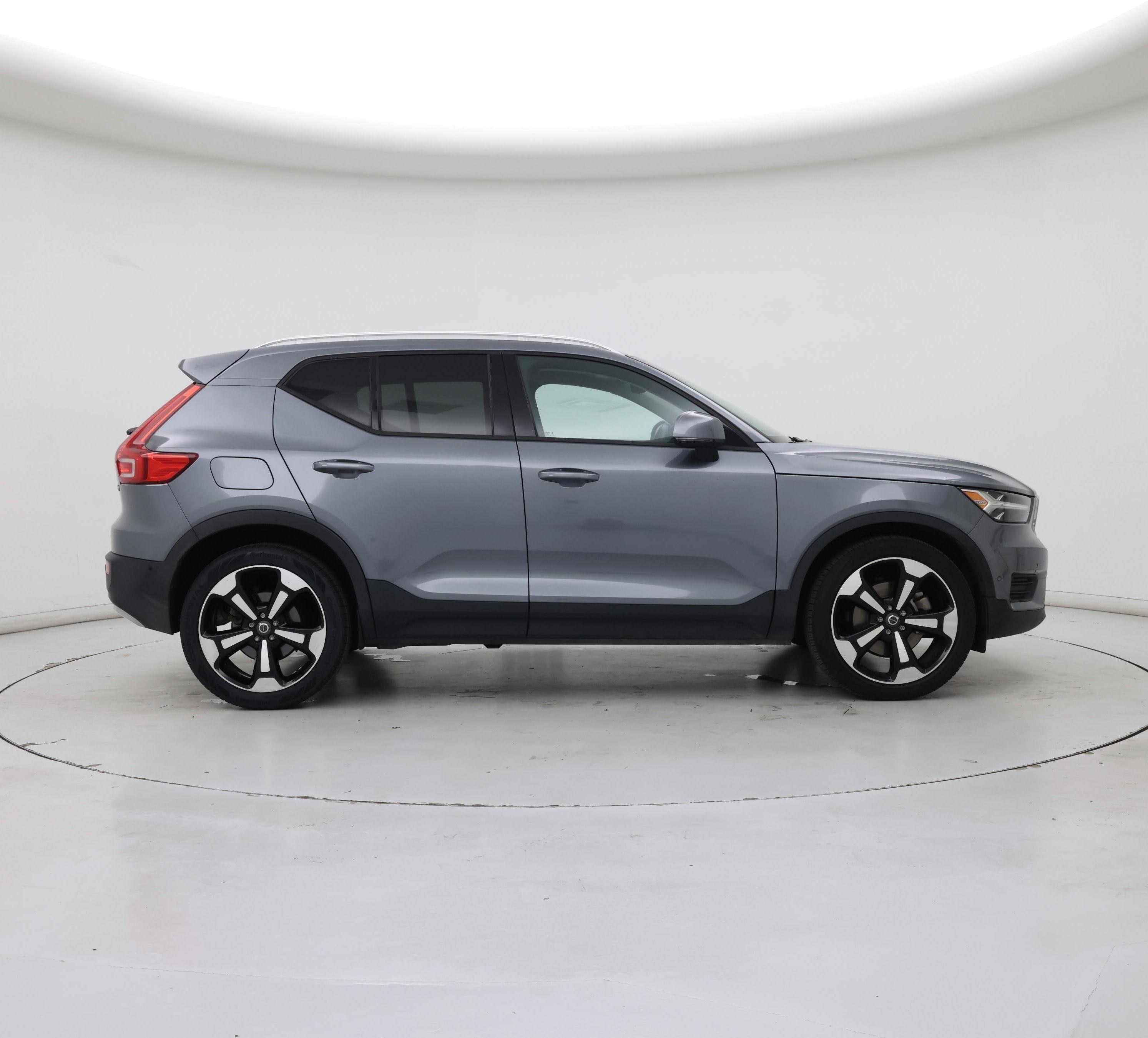 Thumbnail: 2019 Volvo XC40 - 7