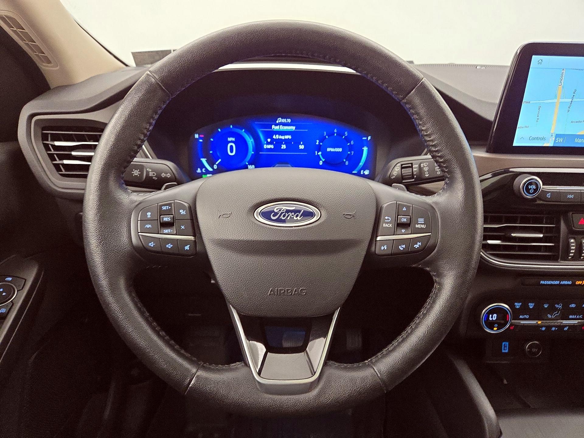 Thumbnail: 2020 Ford Escape - 10