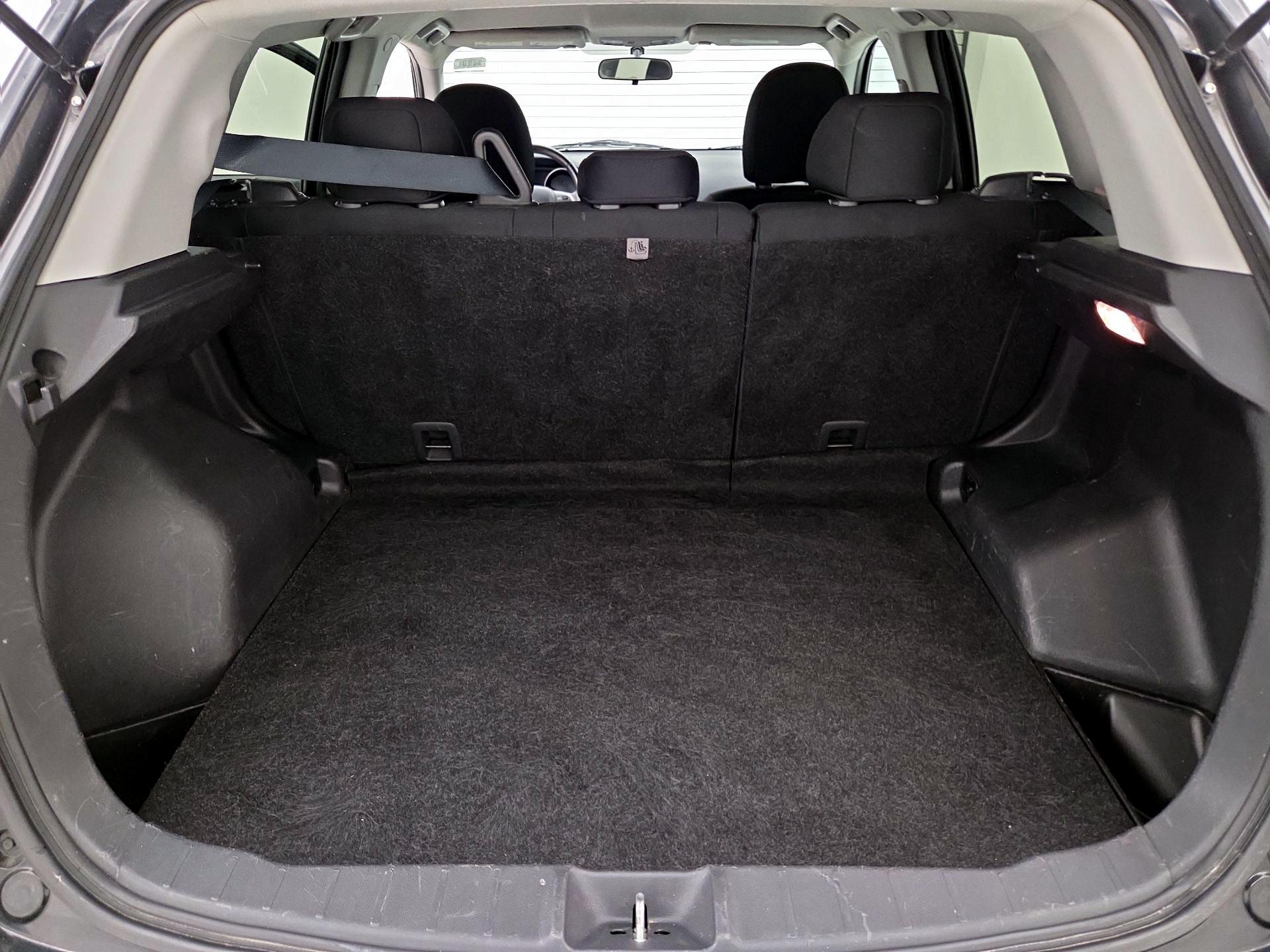Thumbnail: 2015 Mitsubishi Outlander Sport - 18