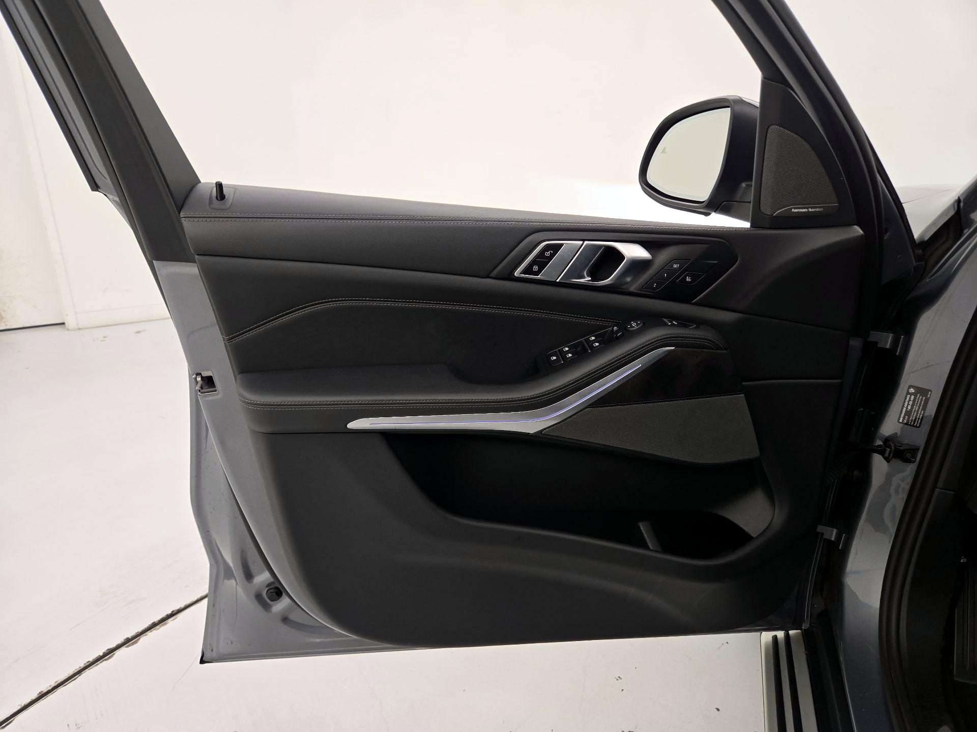 Thumbnail: 2024 BMW X5 - 12