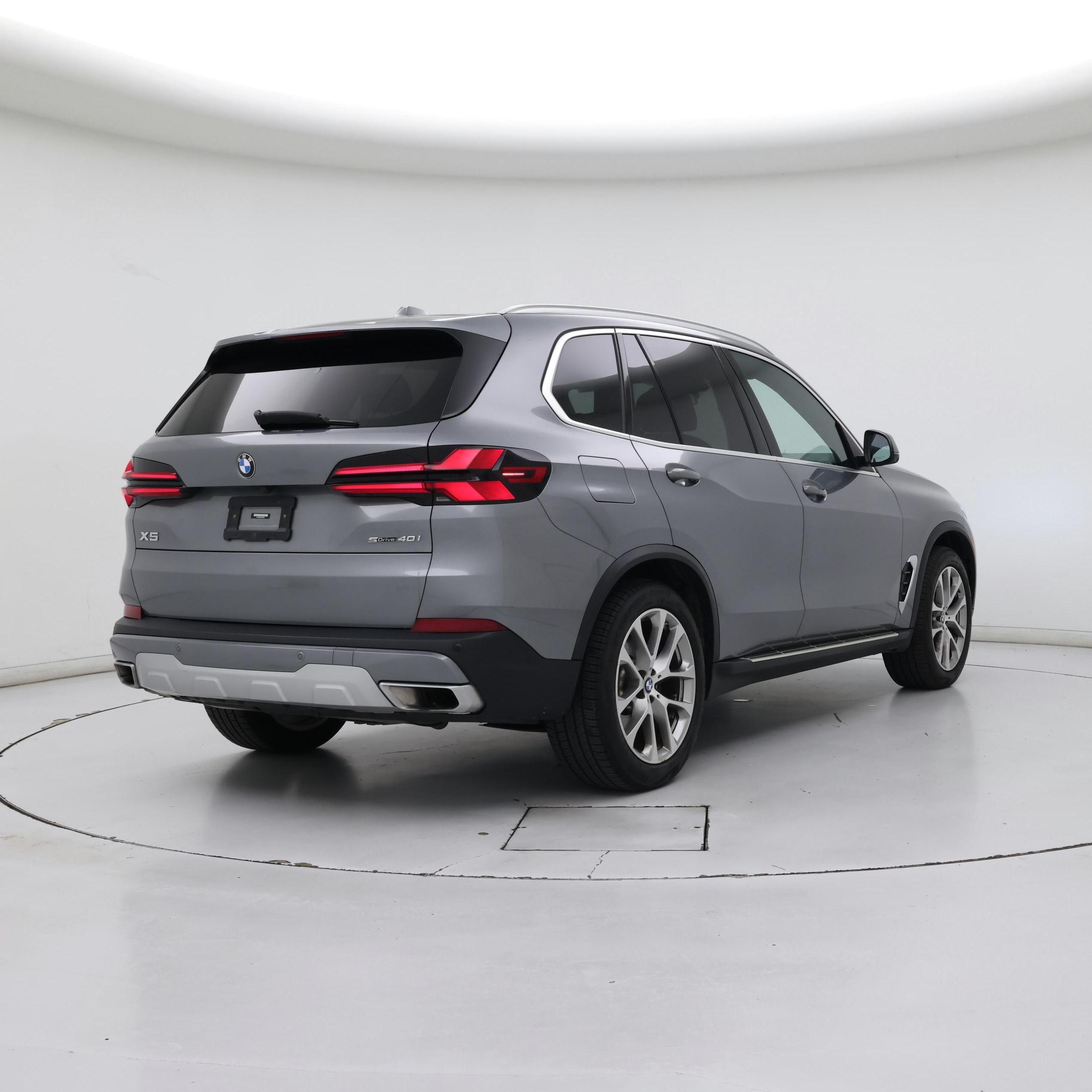 Thumbnail: 2024 BMW X5 - 8