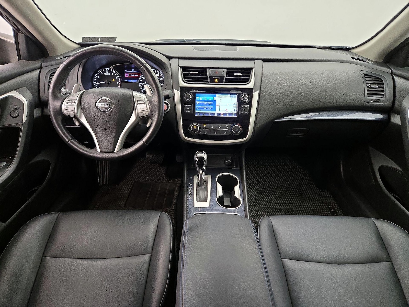 2018 Nissan Altima SR - Photo 10