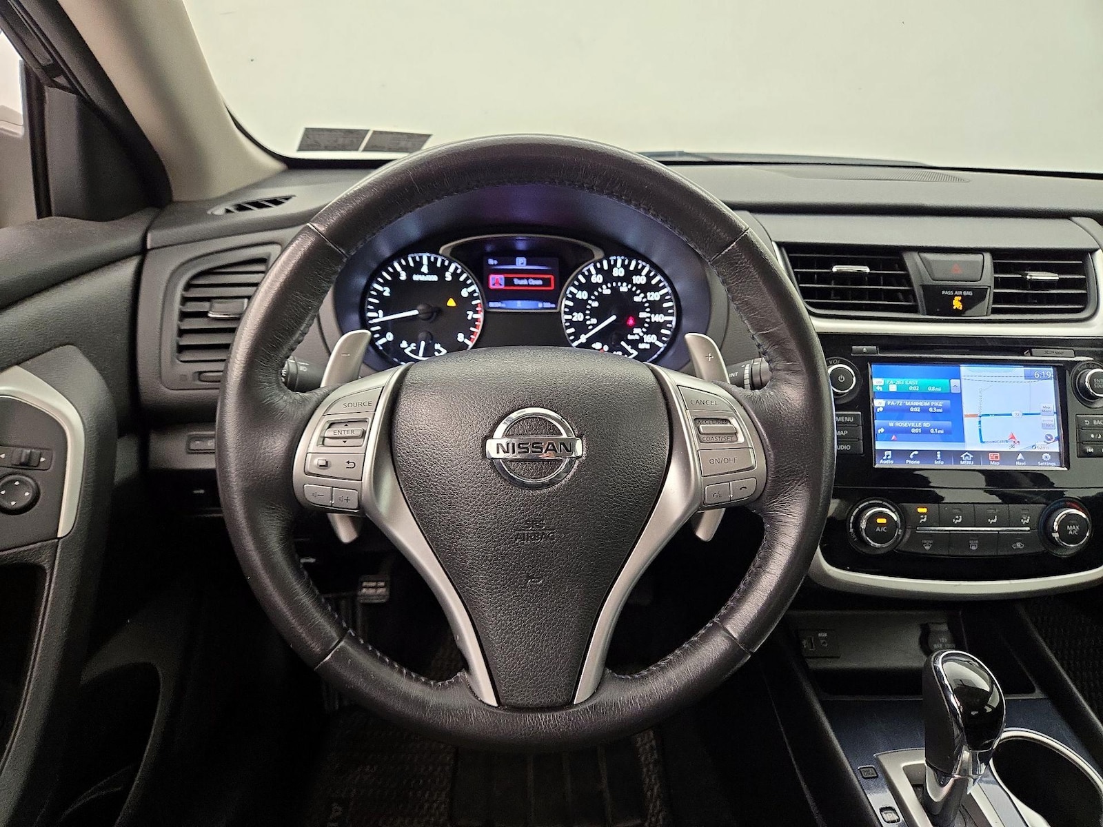 2018 Nissan Altima SR - Photo 11