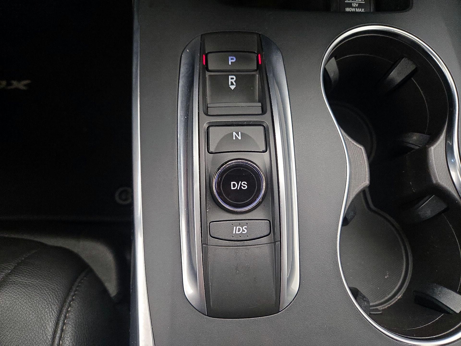 Thumbnail: 2016 Acura MDX - 18