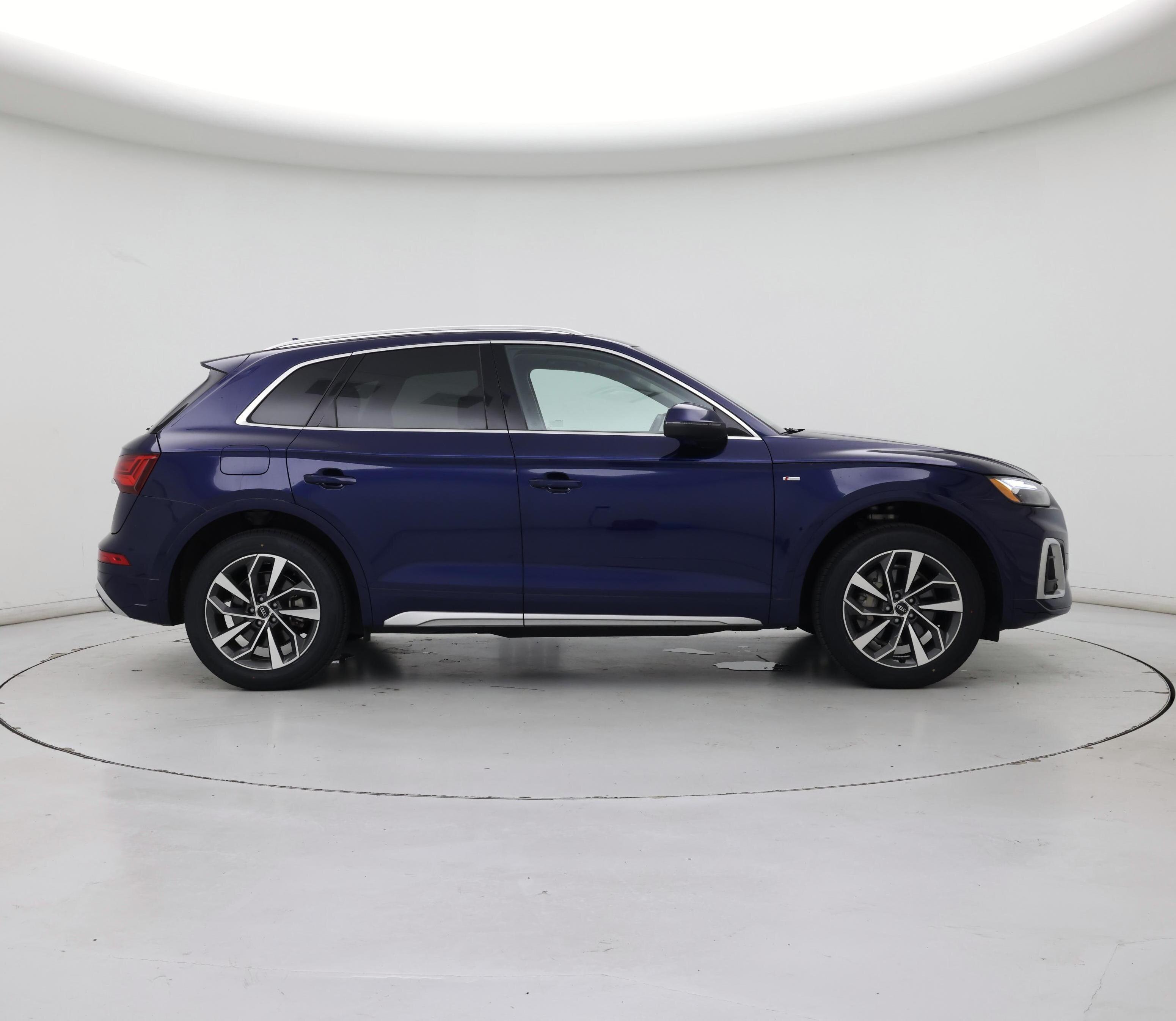 Thumbnail: 2022 Audi Q5 - 7