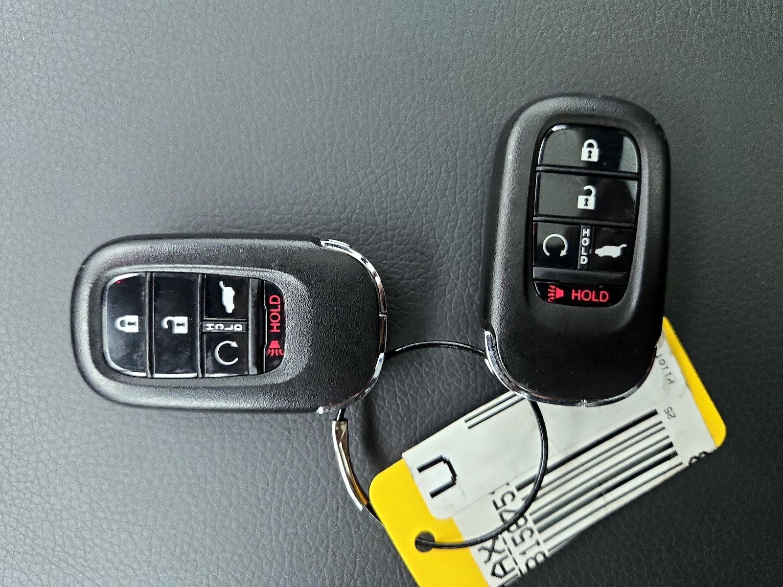 2025 Honda Pilot Black Edition - Photo 18