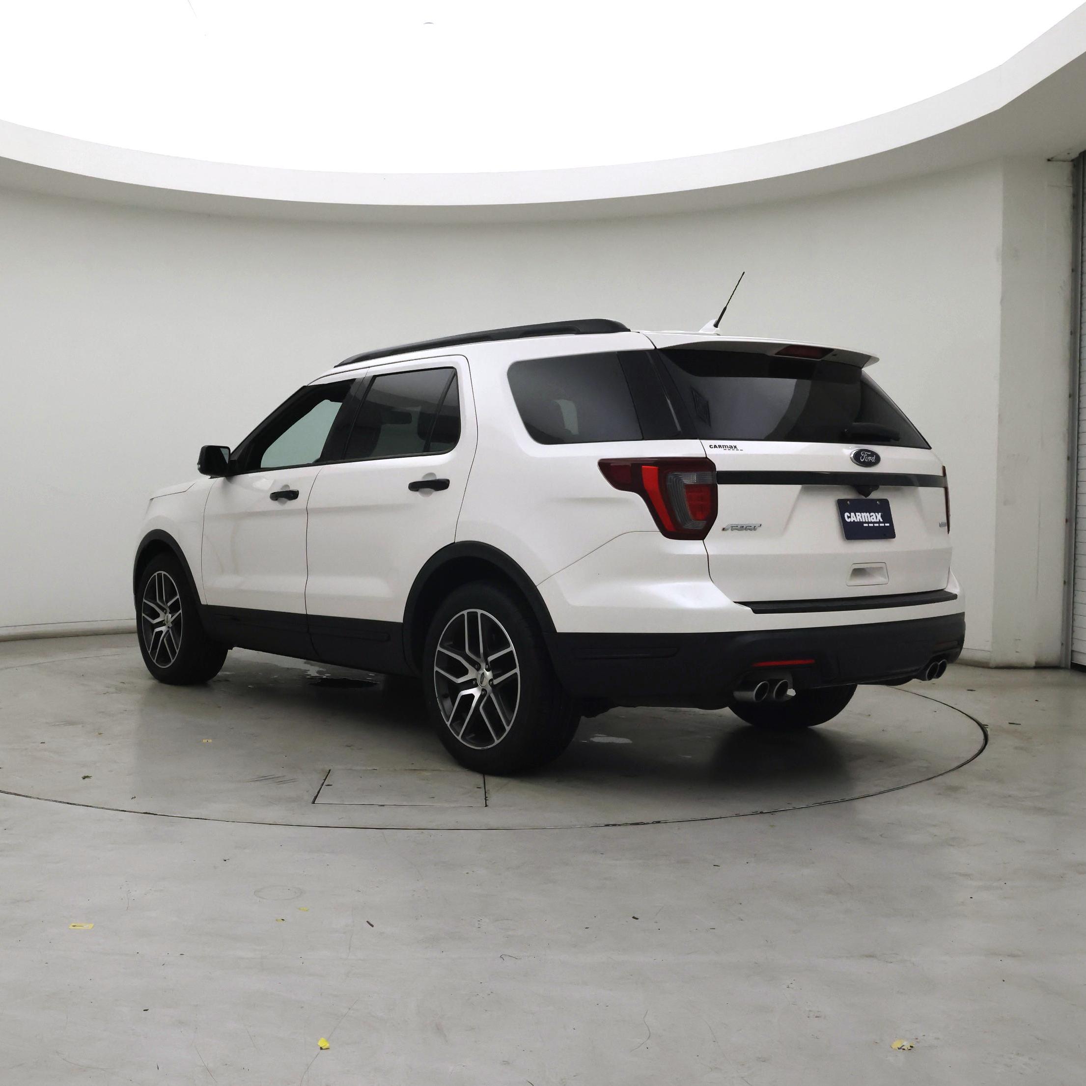 Thumbnail: 2018 Ford Explorer - 2