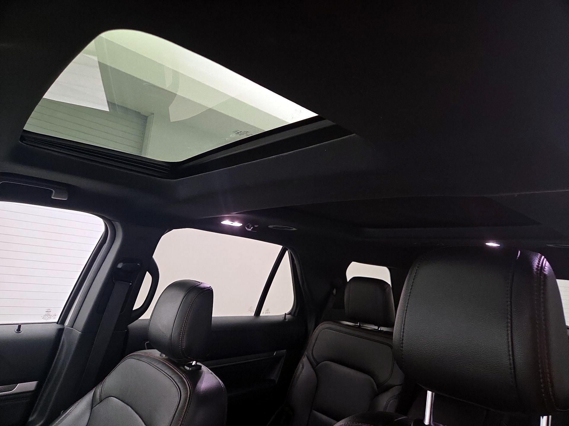 Thumbnail: 2018 Ford Explorer - 20