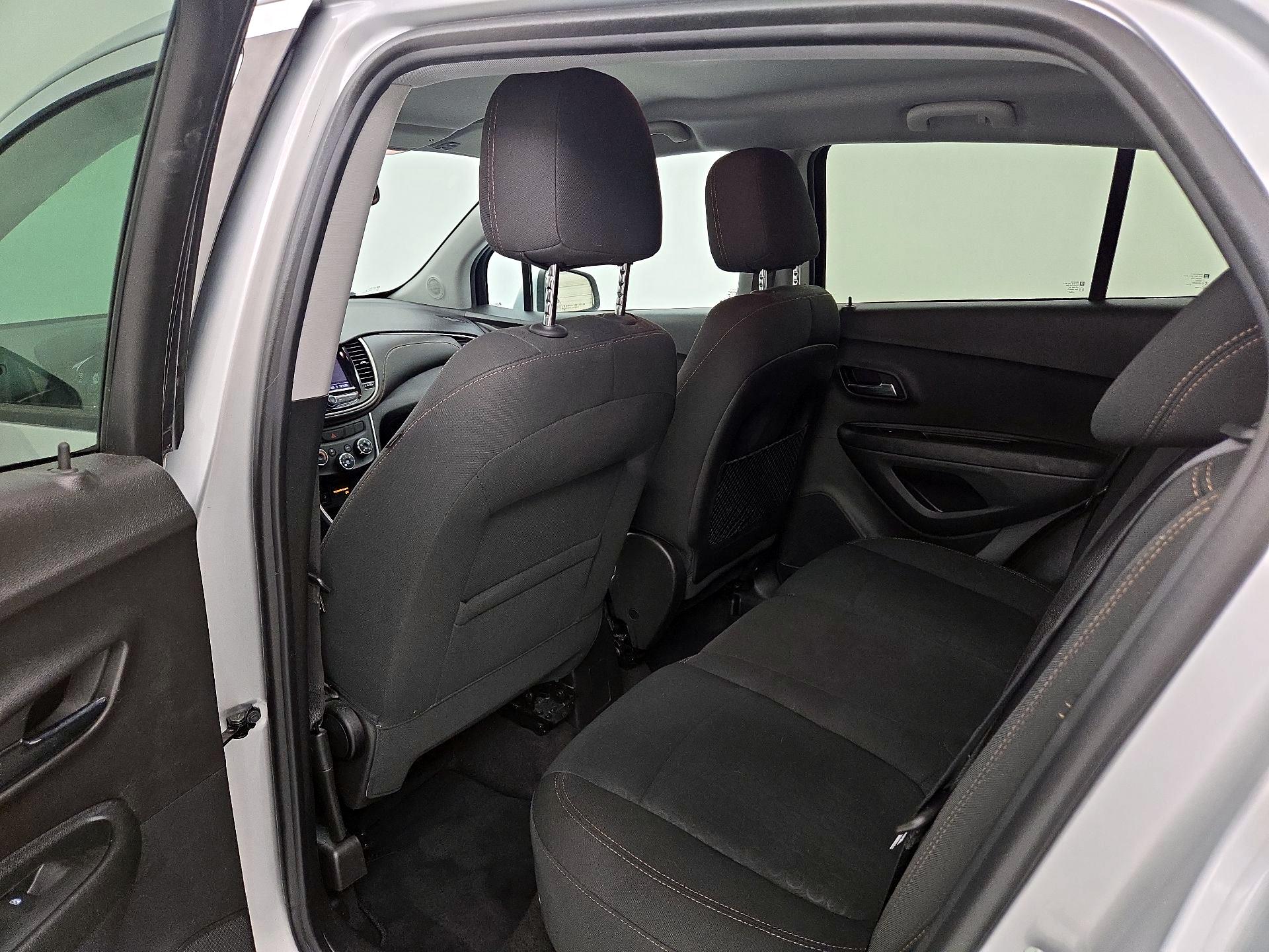 Thumbnail: 2020 Chevrolet Trax - 19