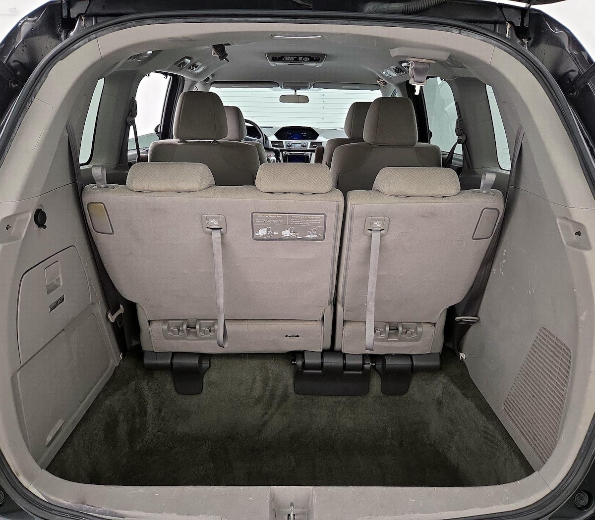Trunk/Cargo (Seats Up)