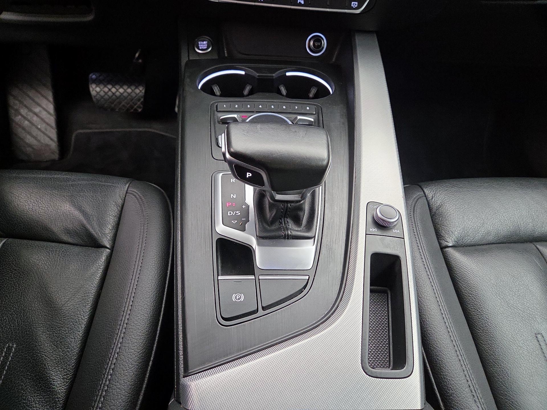 Thumbnail: 2017 Audi A4 - 18