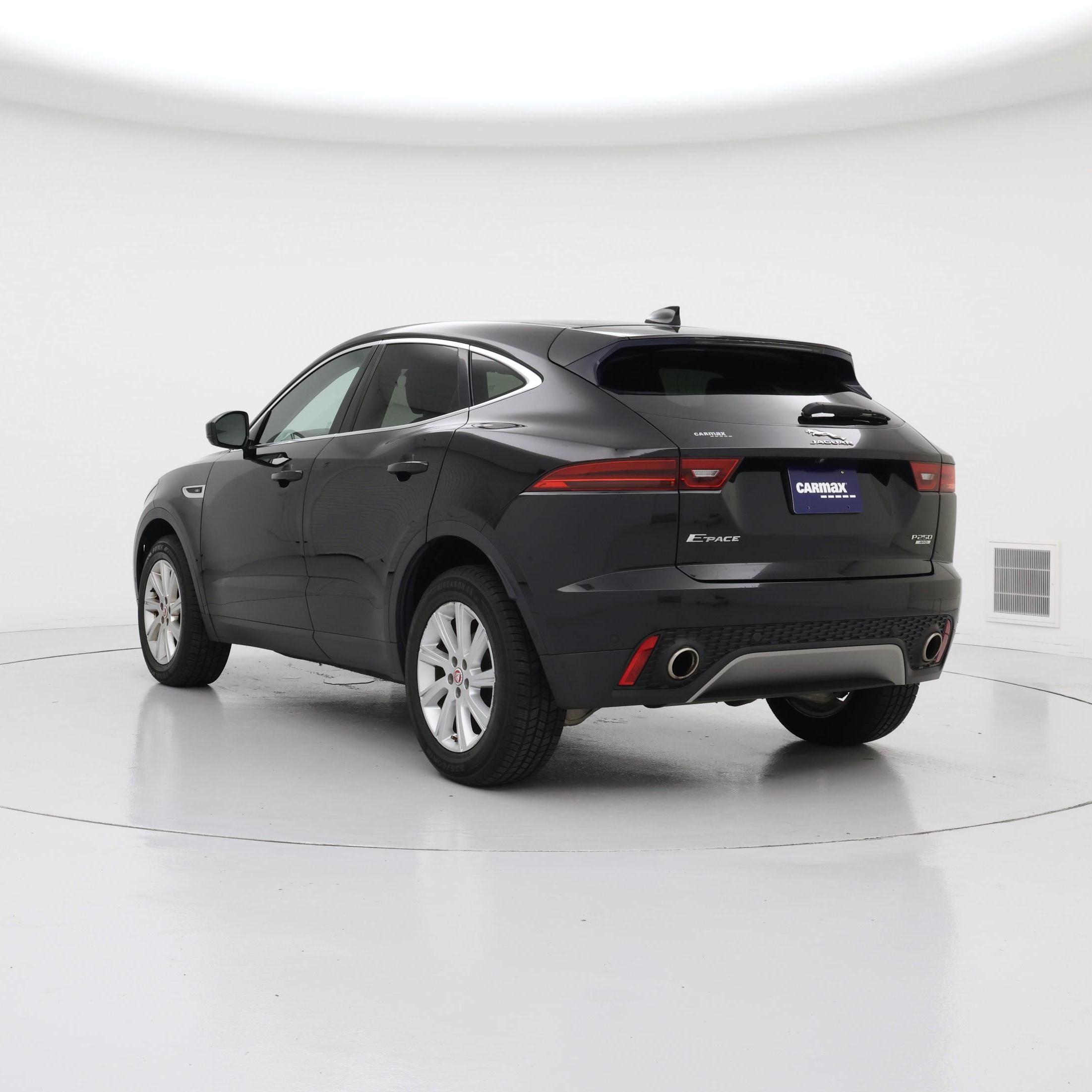 Thumbnail: 2018 Jaguar E-Pace - 2