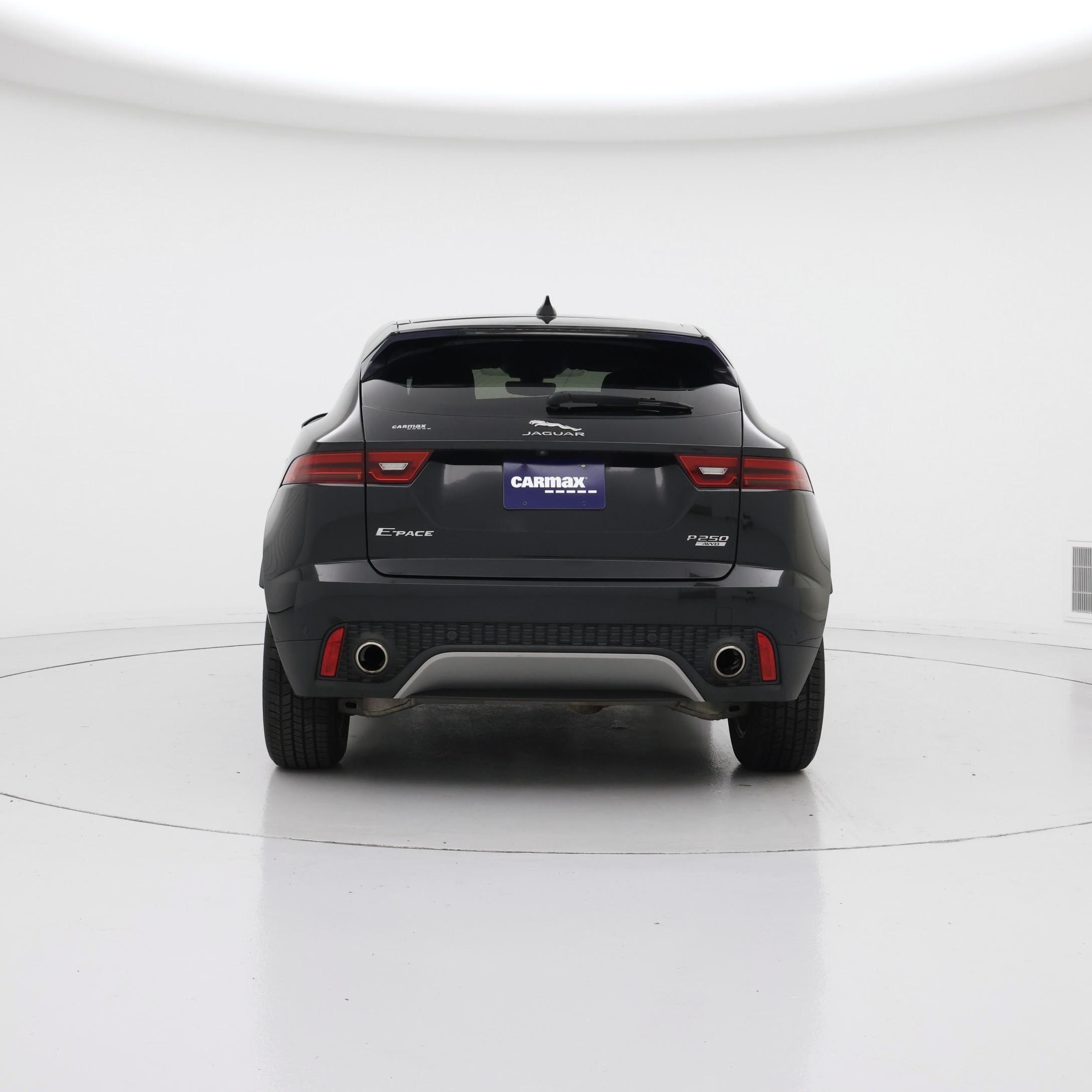 Thumbnail: 2018 Jaguar E-Pace - 6