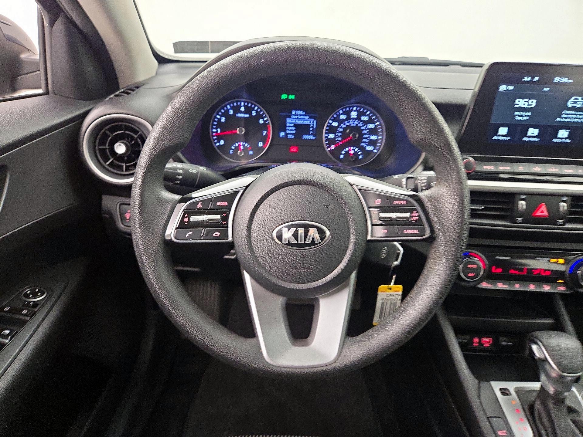 Thumbnail: 2019 Kia Forte - 10