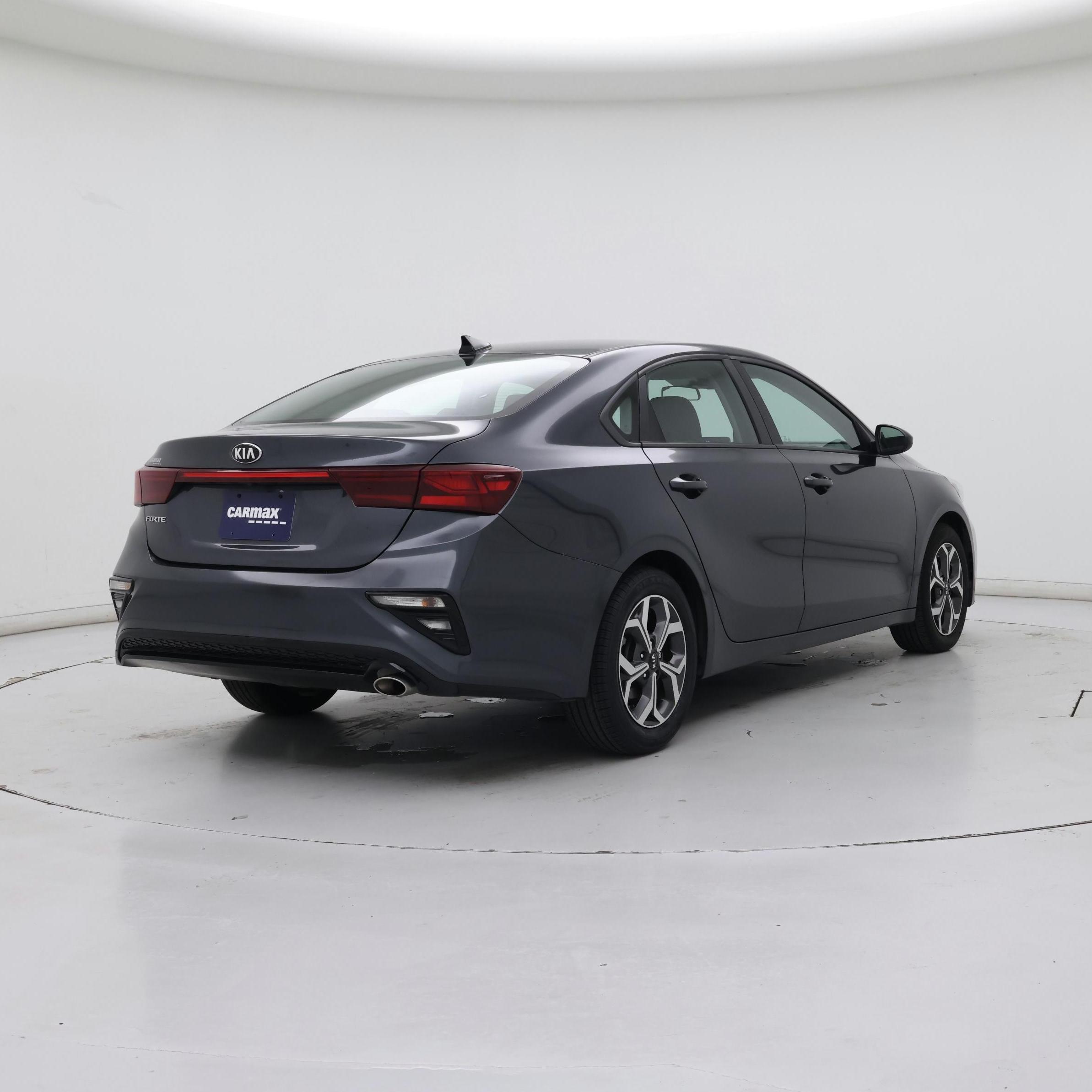 Thumbnail: 2019 Kia Forte - 8