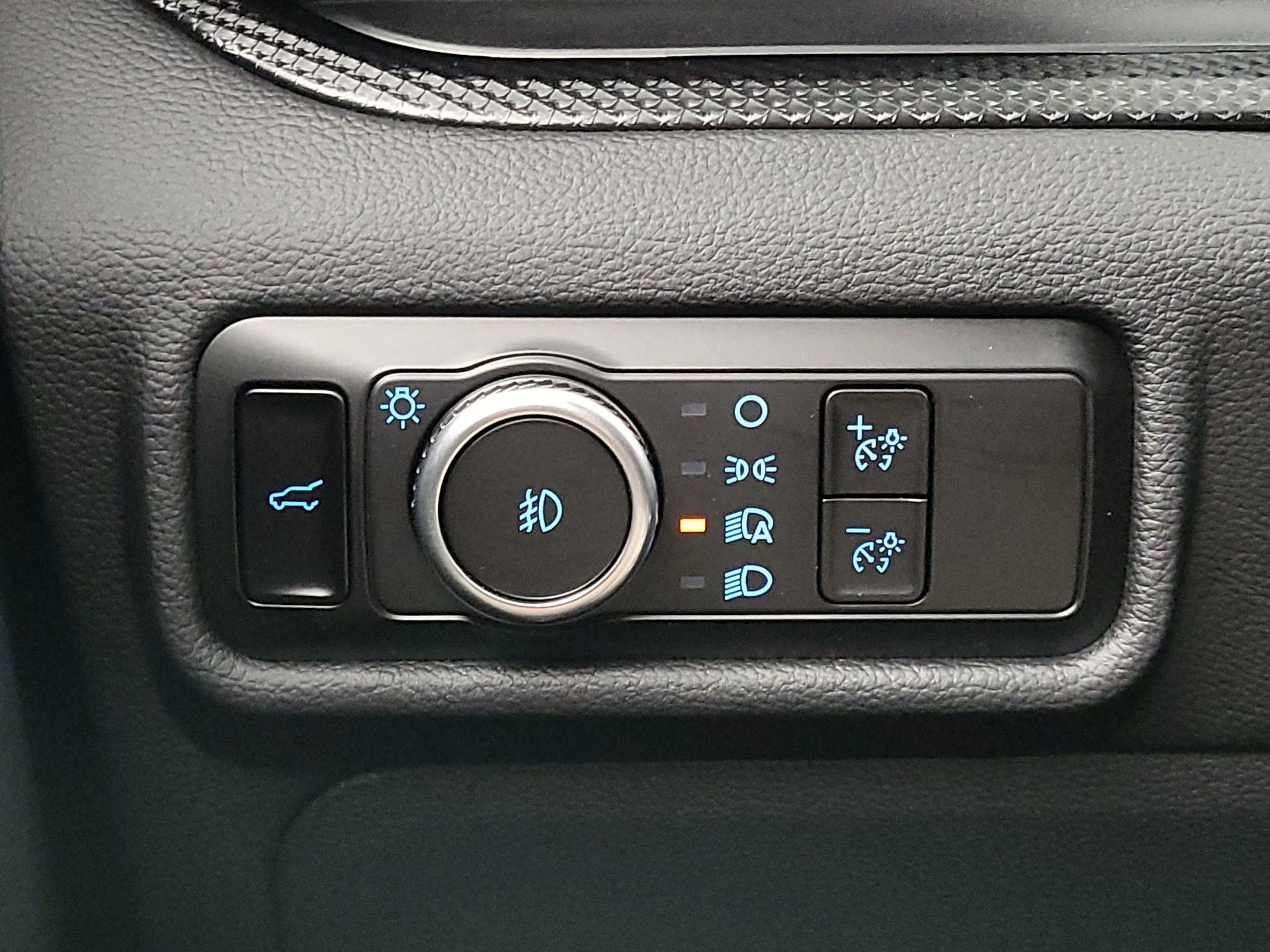 Thumbnail: 2023 Ford Explorer - 13