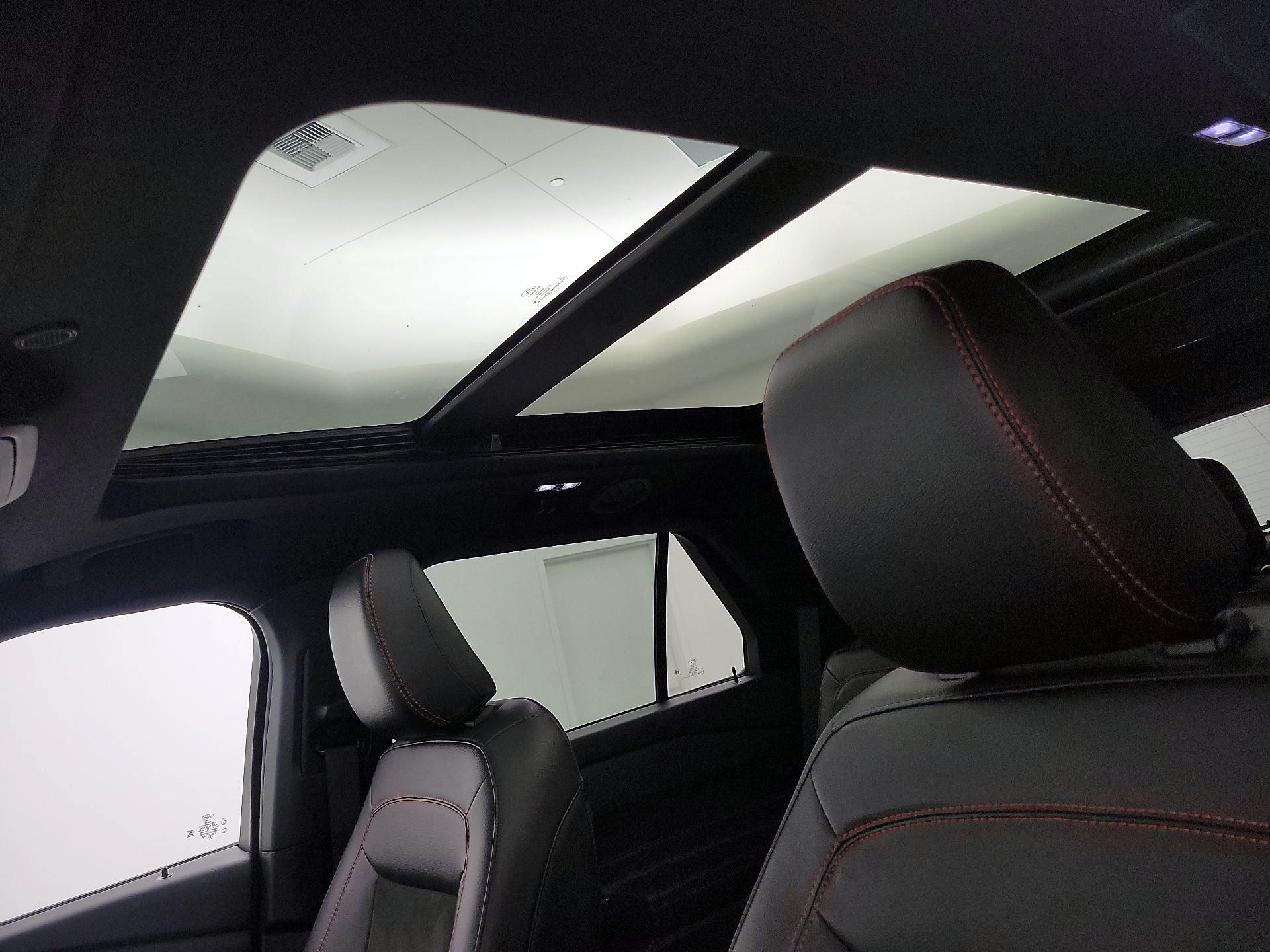 Thumbnail: 2023 Ford Explorer - 20