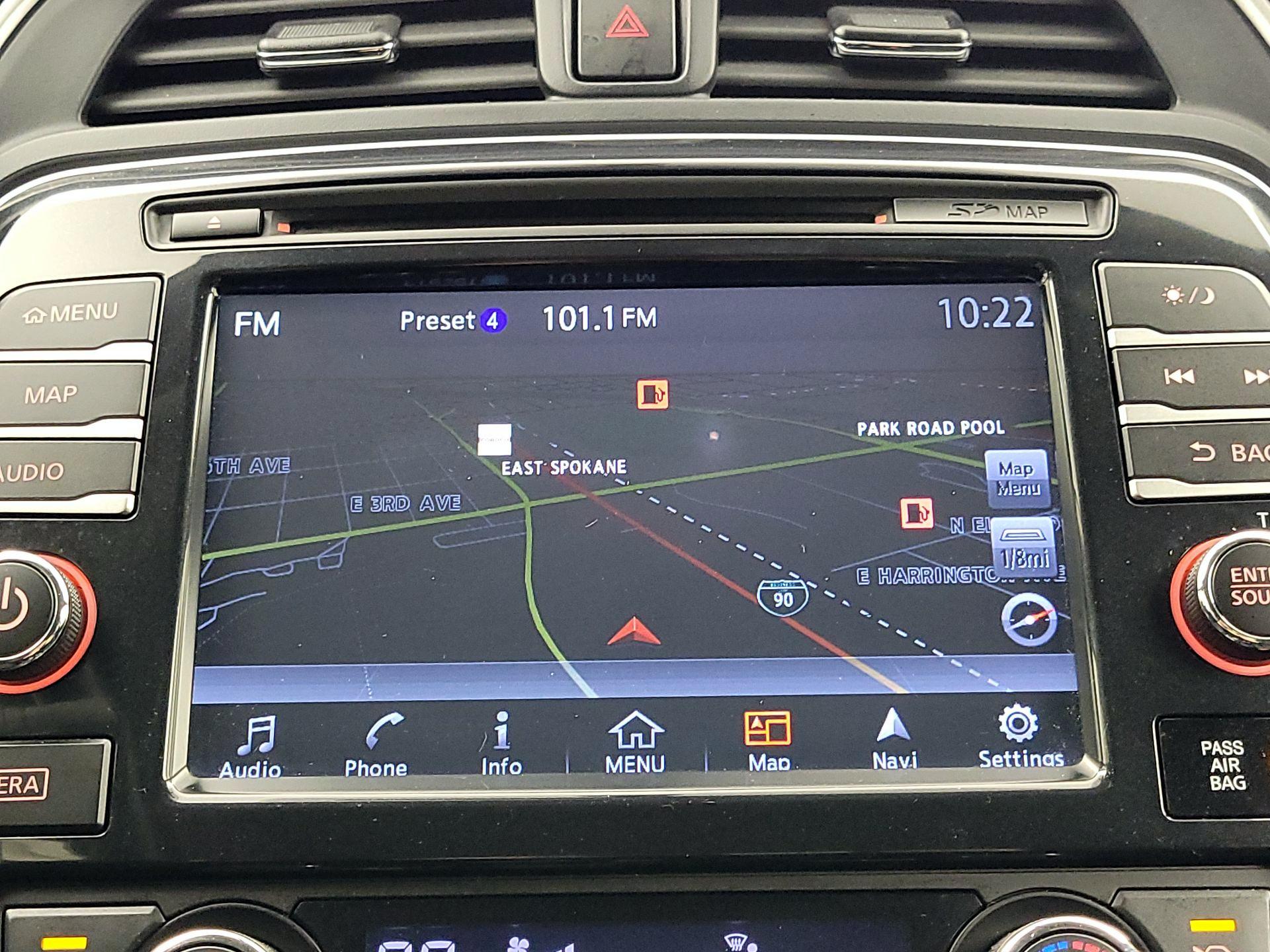 Thumbnail: 2016 Nissan Maxima - 14