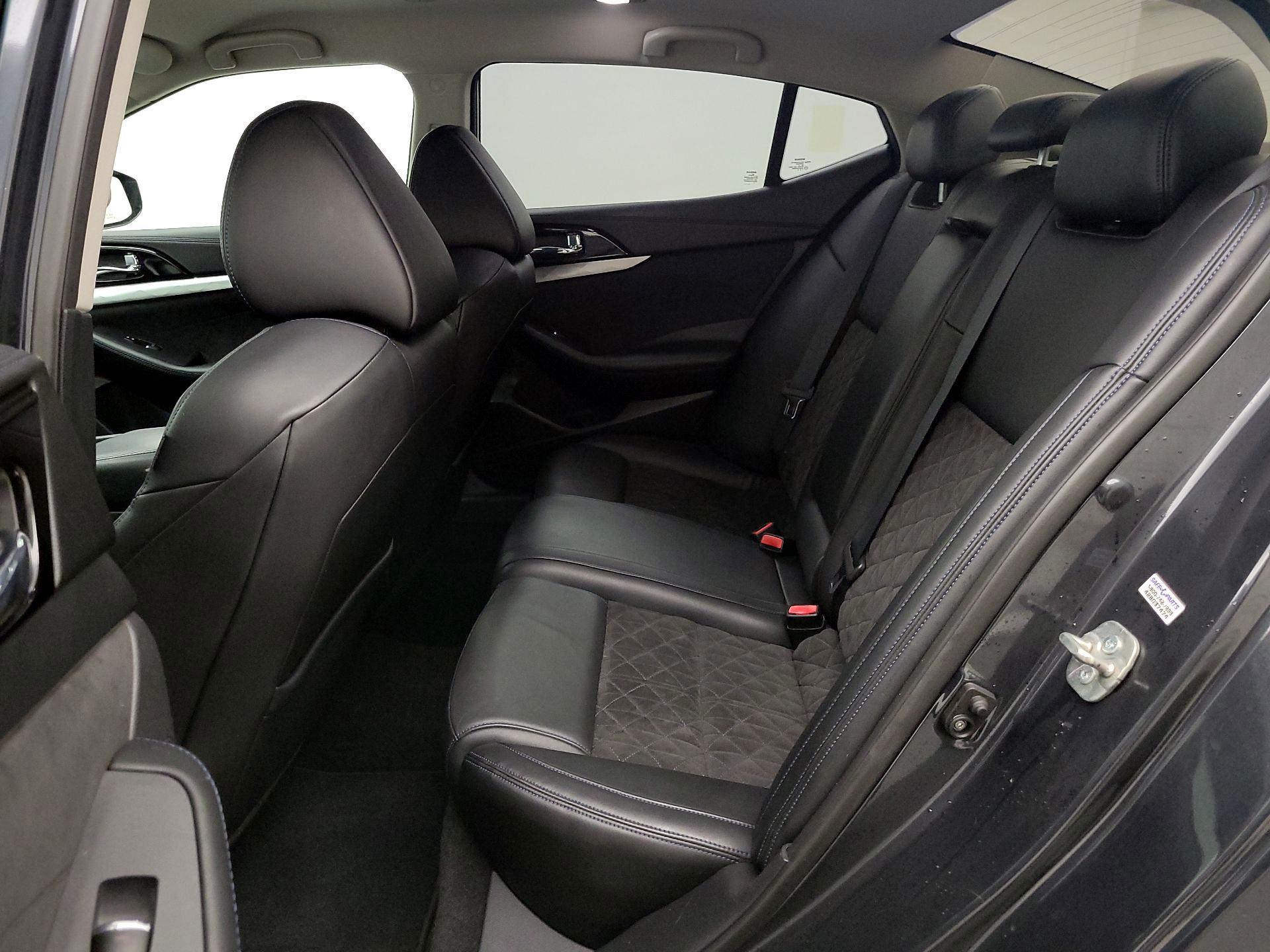 Thumbnail: 2016 Nissan Maxima - 20